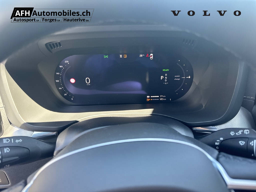VOLVO XC60 2.0 T6 TE Black Edition eAWD-image-12