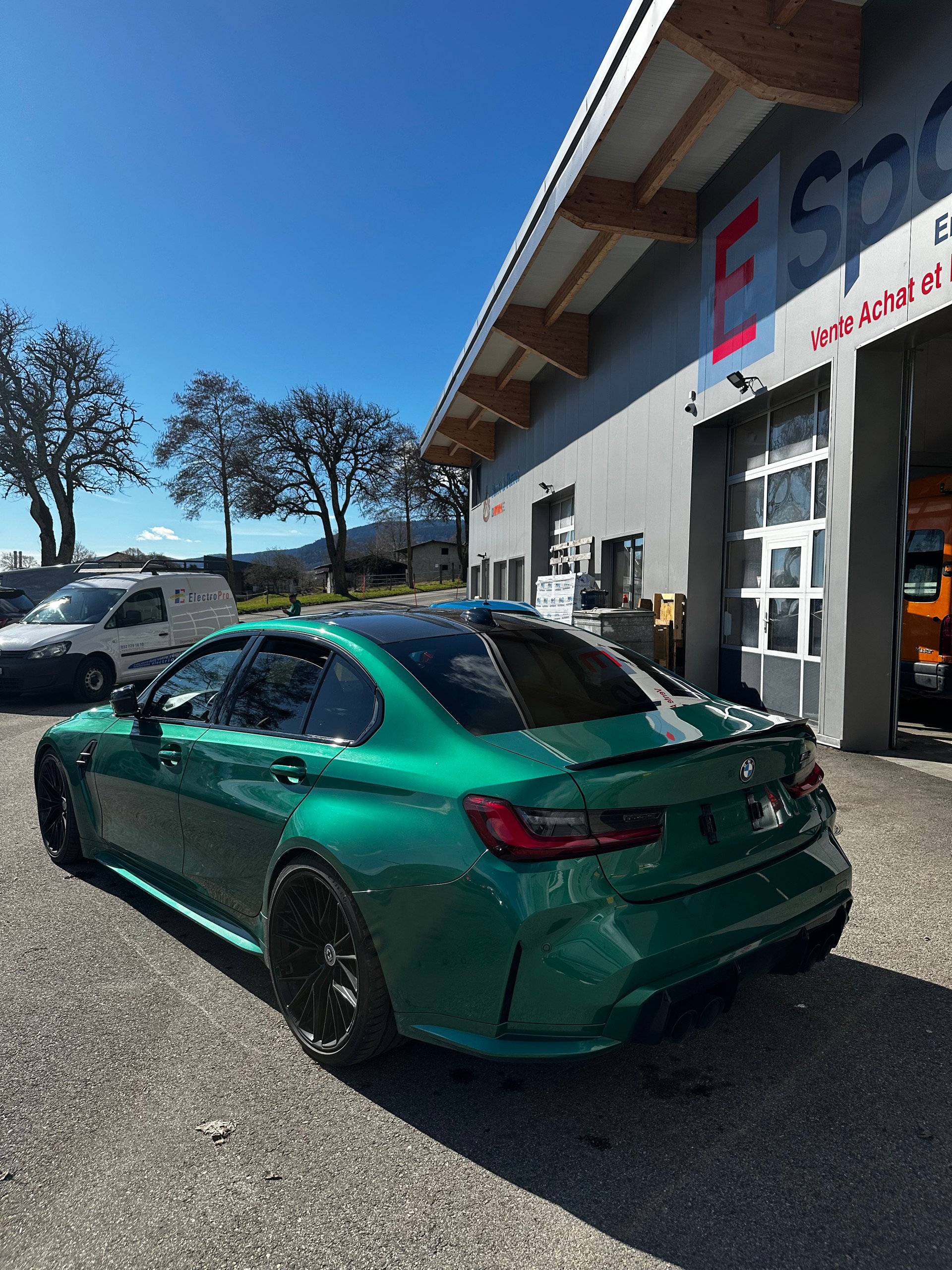 BMW M3 Competition M xDrive-image-2