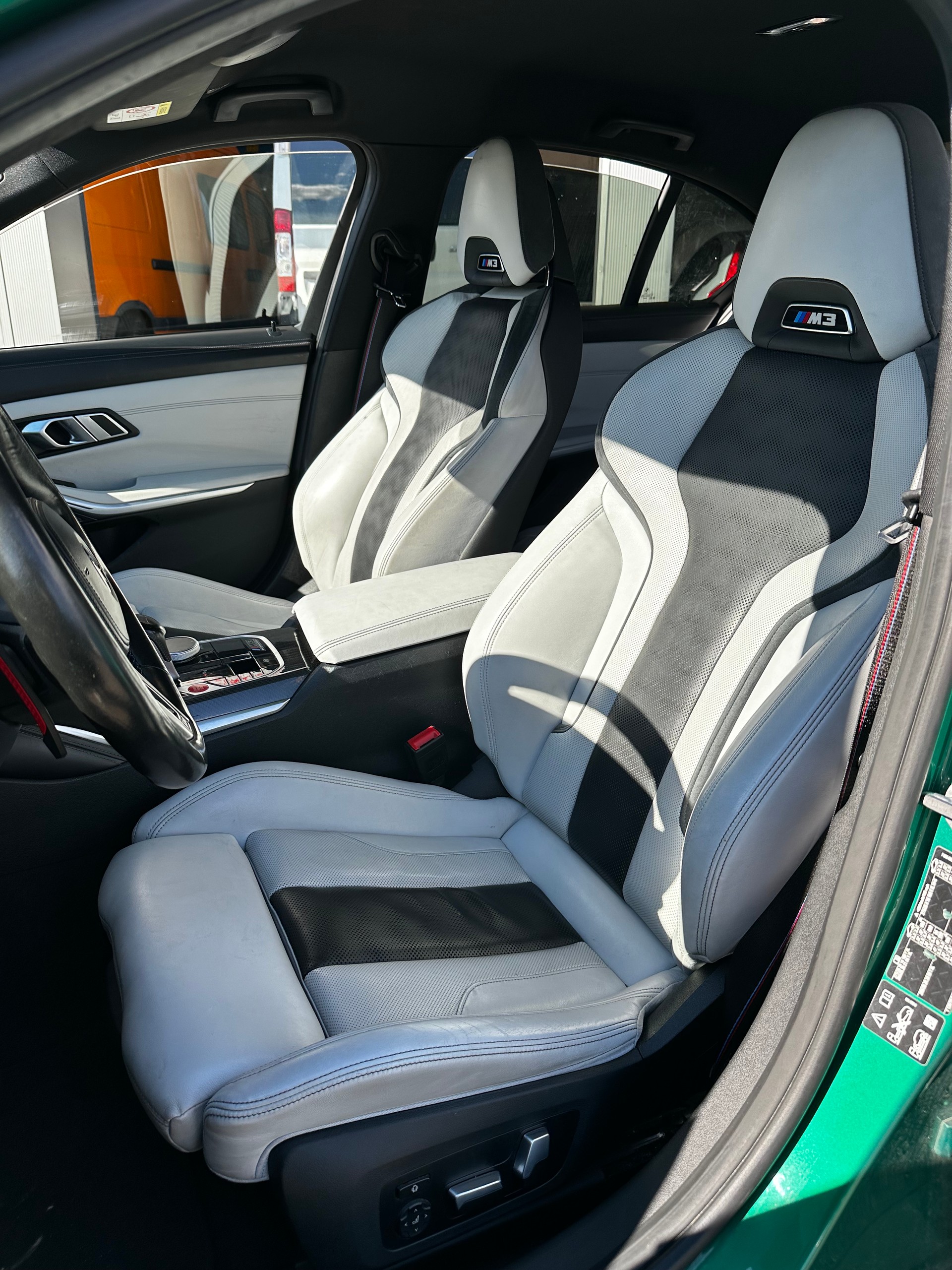 BMW M3 Competition M xDrive-image-4