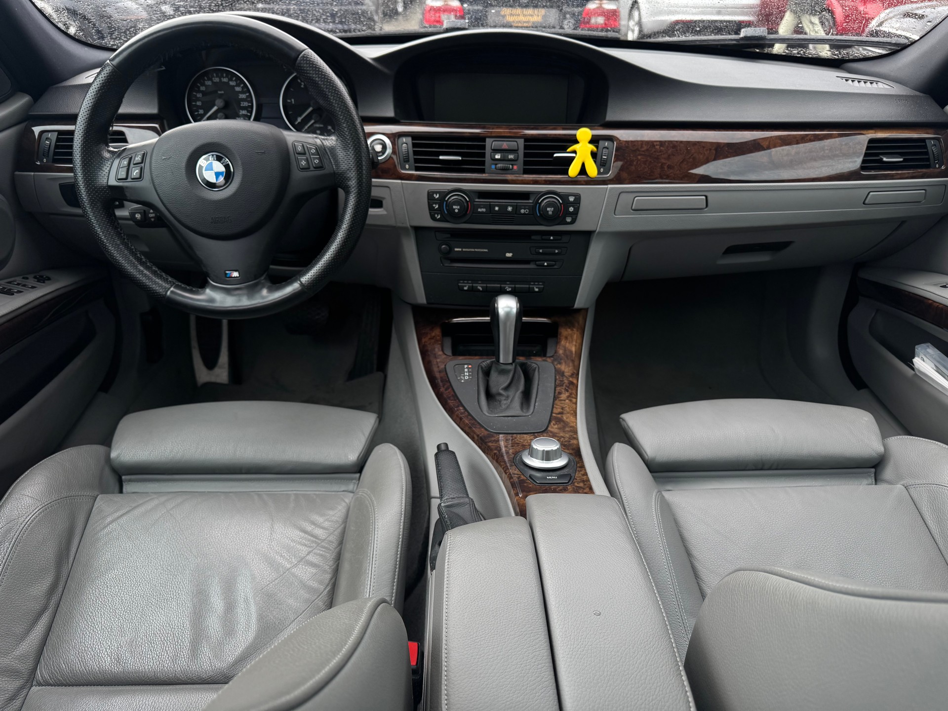 BMW 330xd Touring M-Packet-image-8