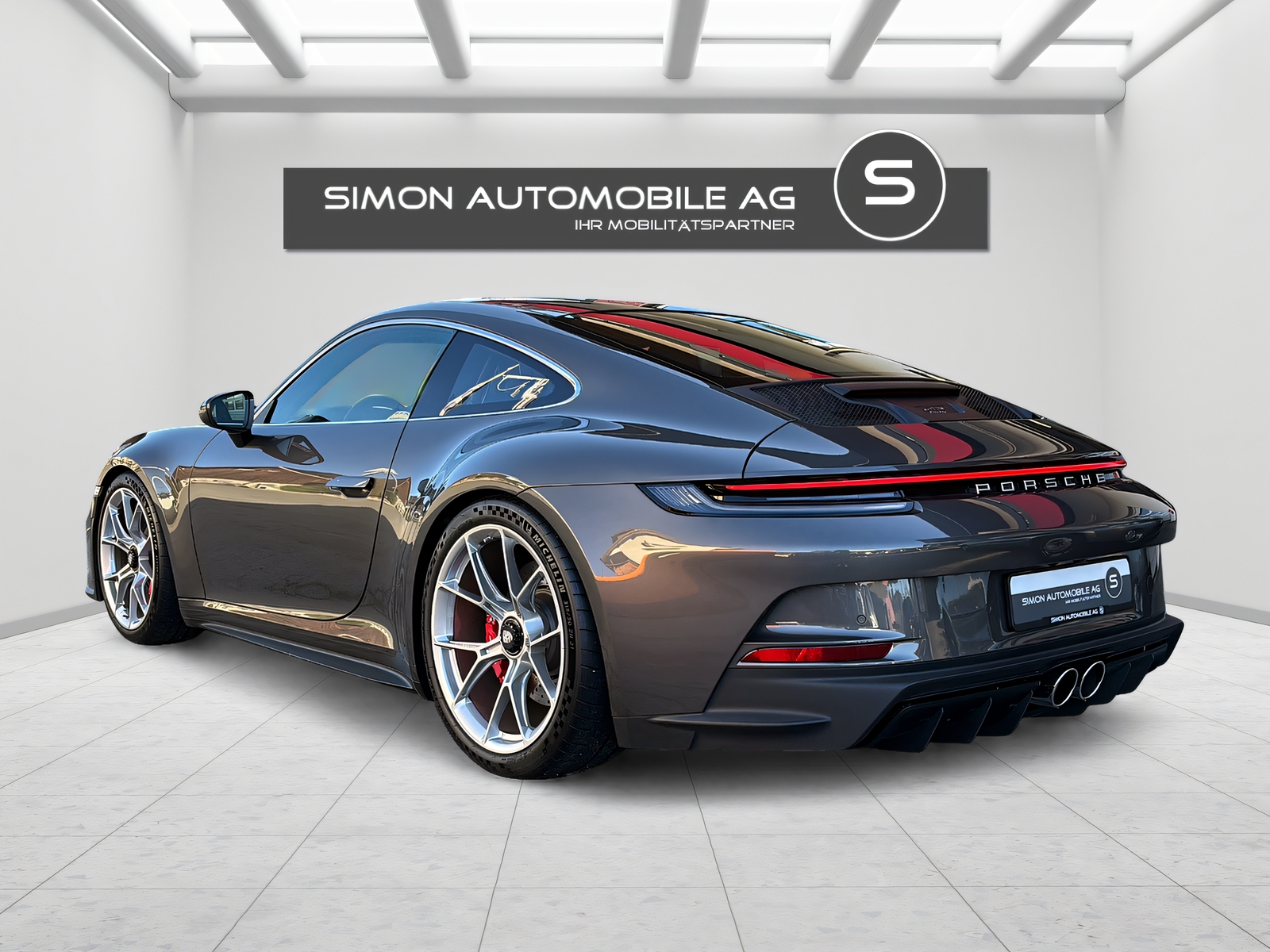 PORSCHE 911 Coupé 4.0 GT3 Touring-image-5