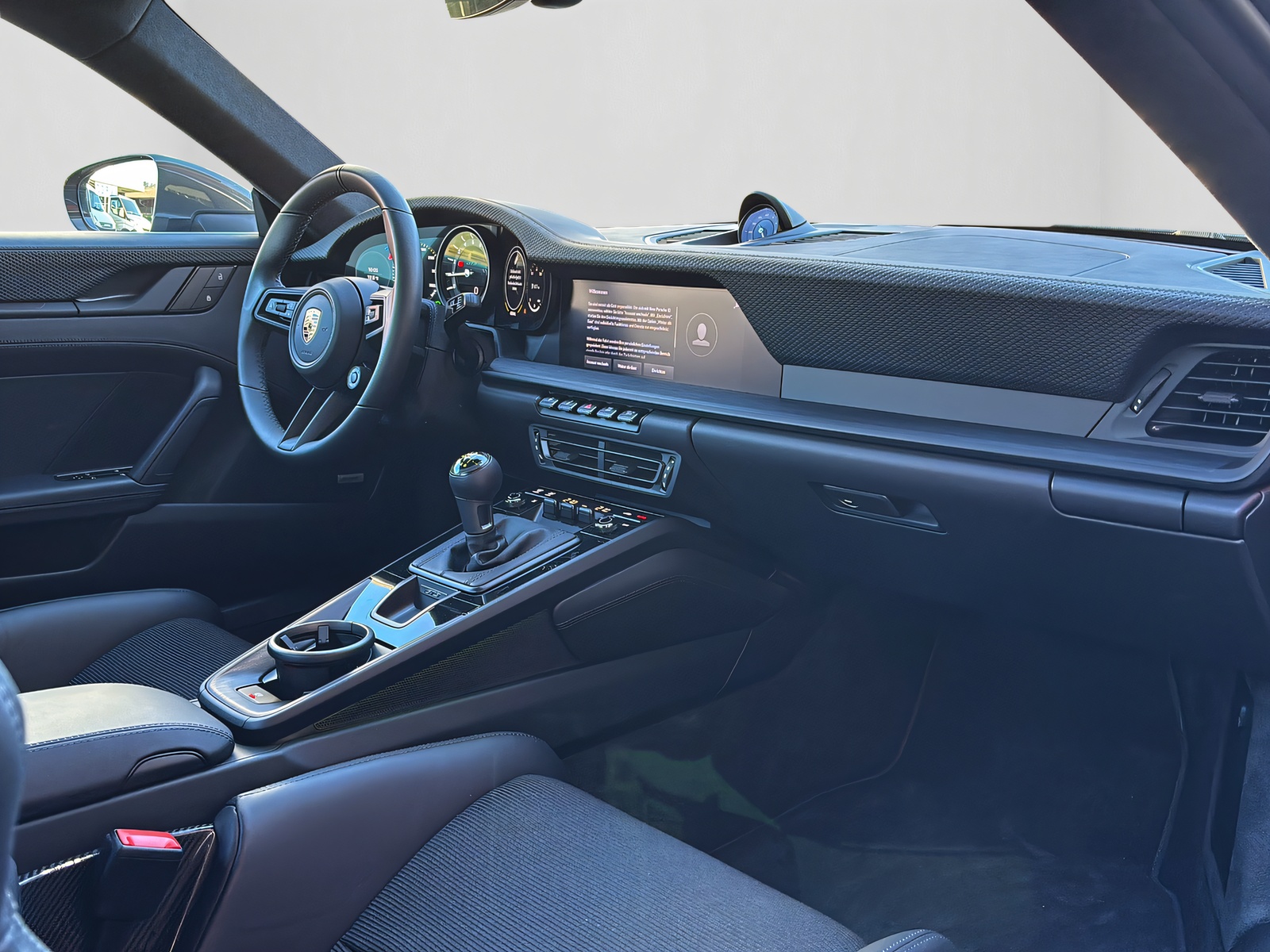 PORSCHE 911 Coupé 4.0 GT3 Touring-image-13