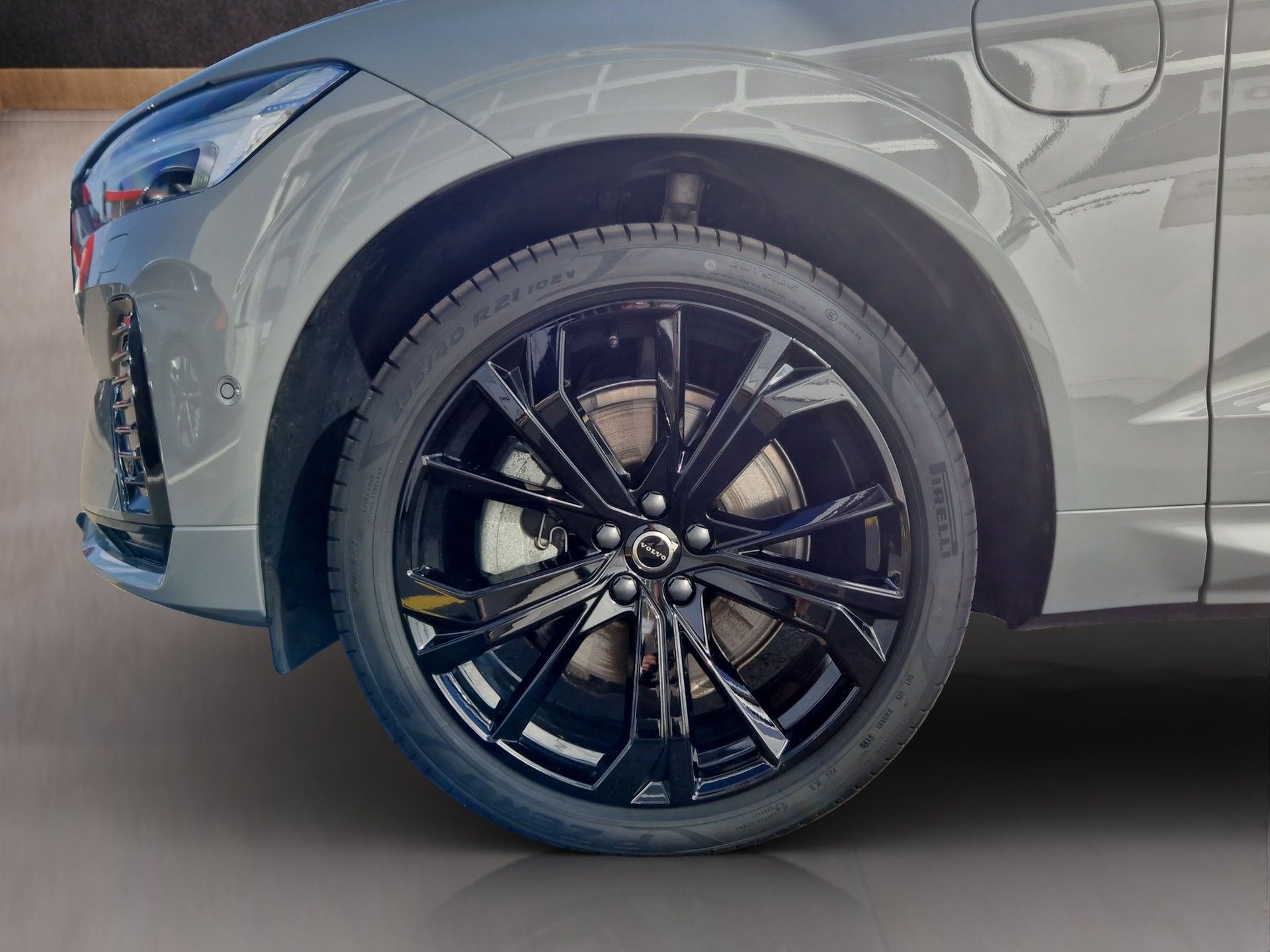 VOLVO XC60 2.0 T6 TE Black Edition eAWD-image-8