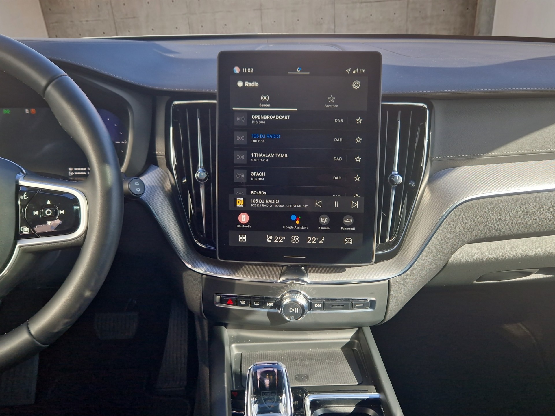 VOLVO XC60 2.0 T6 TE Black Edition eAWD Black Edition-image-14