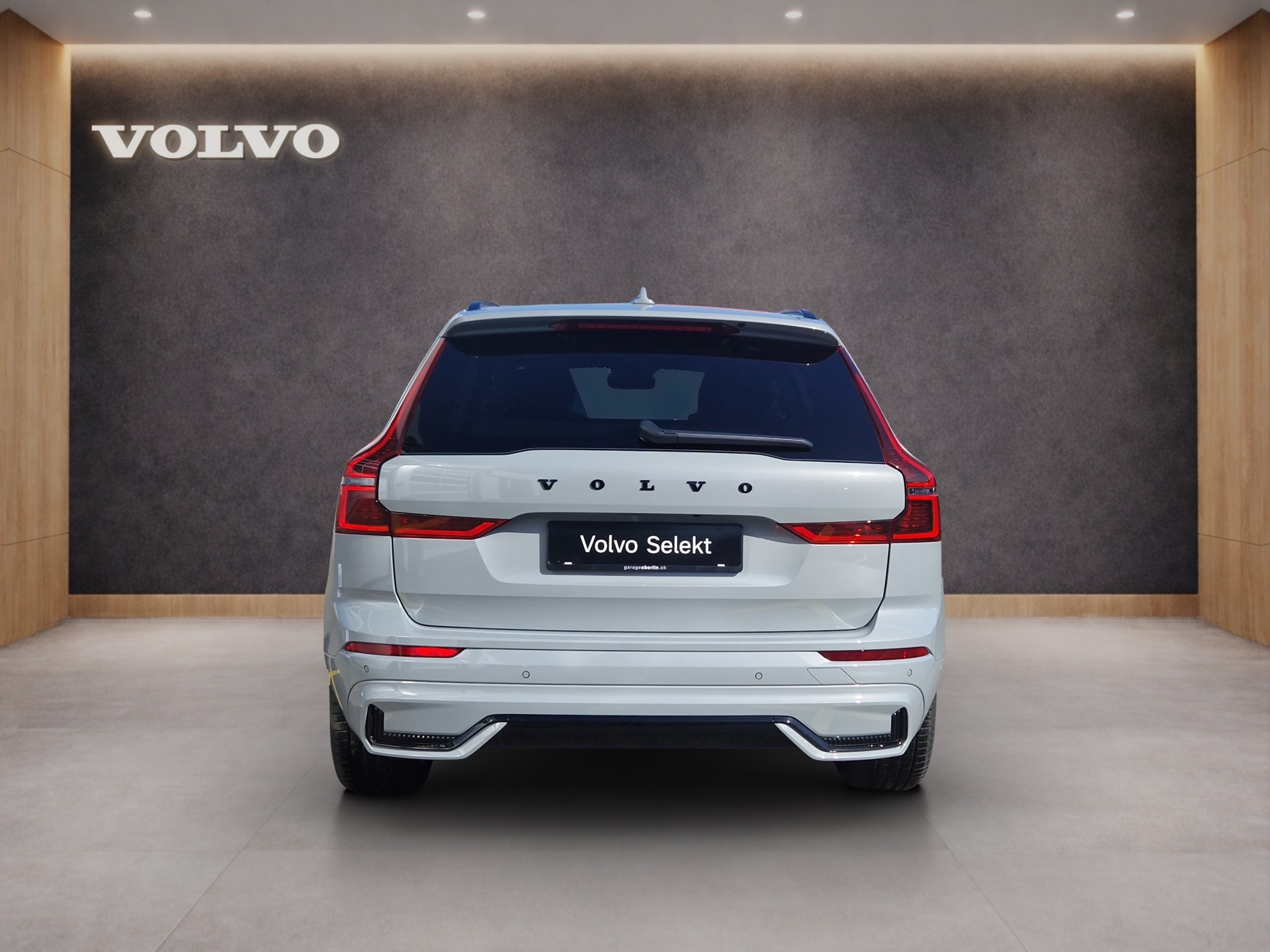 VOLVO XC60 2.0 T6 TE Black Edition eAWD Black Edition-image-3