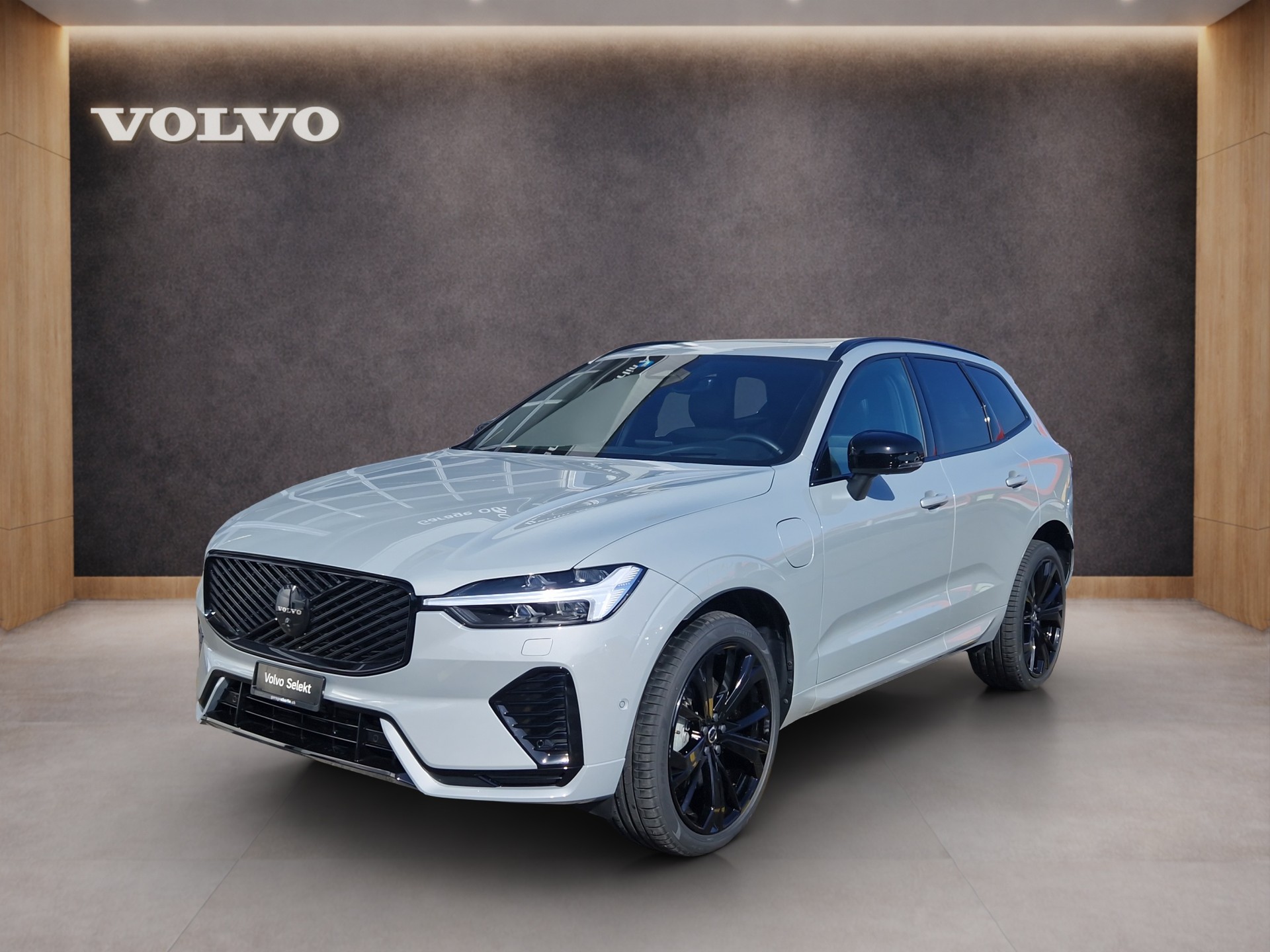 VOLVO XC60 2.0 T6 TE Black Edition eAWD Black Edition-image-0
