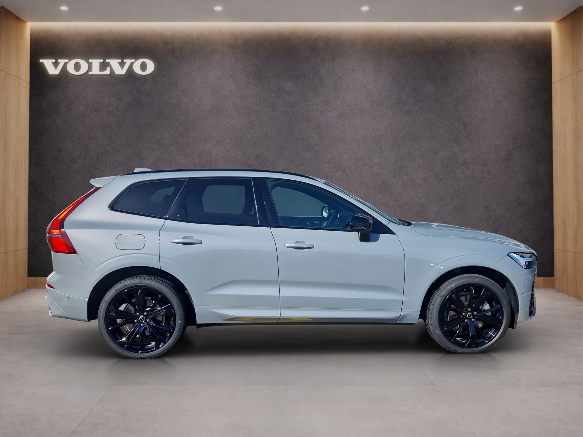VOLVO XC60 2.0 T6 TE Black Edition eAWD Black Edition-image-5