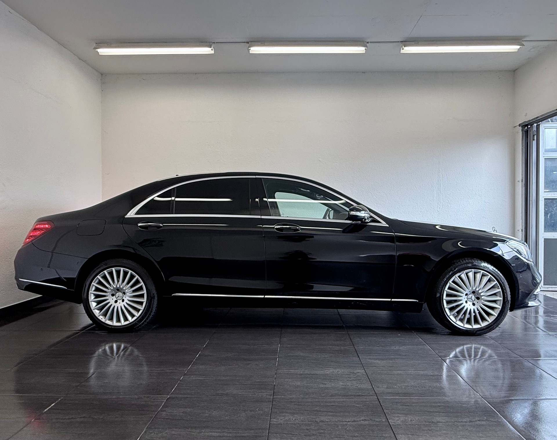 MERCEDES-BENZ S 350 d L 4Matic 9G-Tronic-image-3