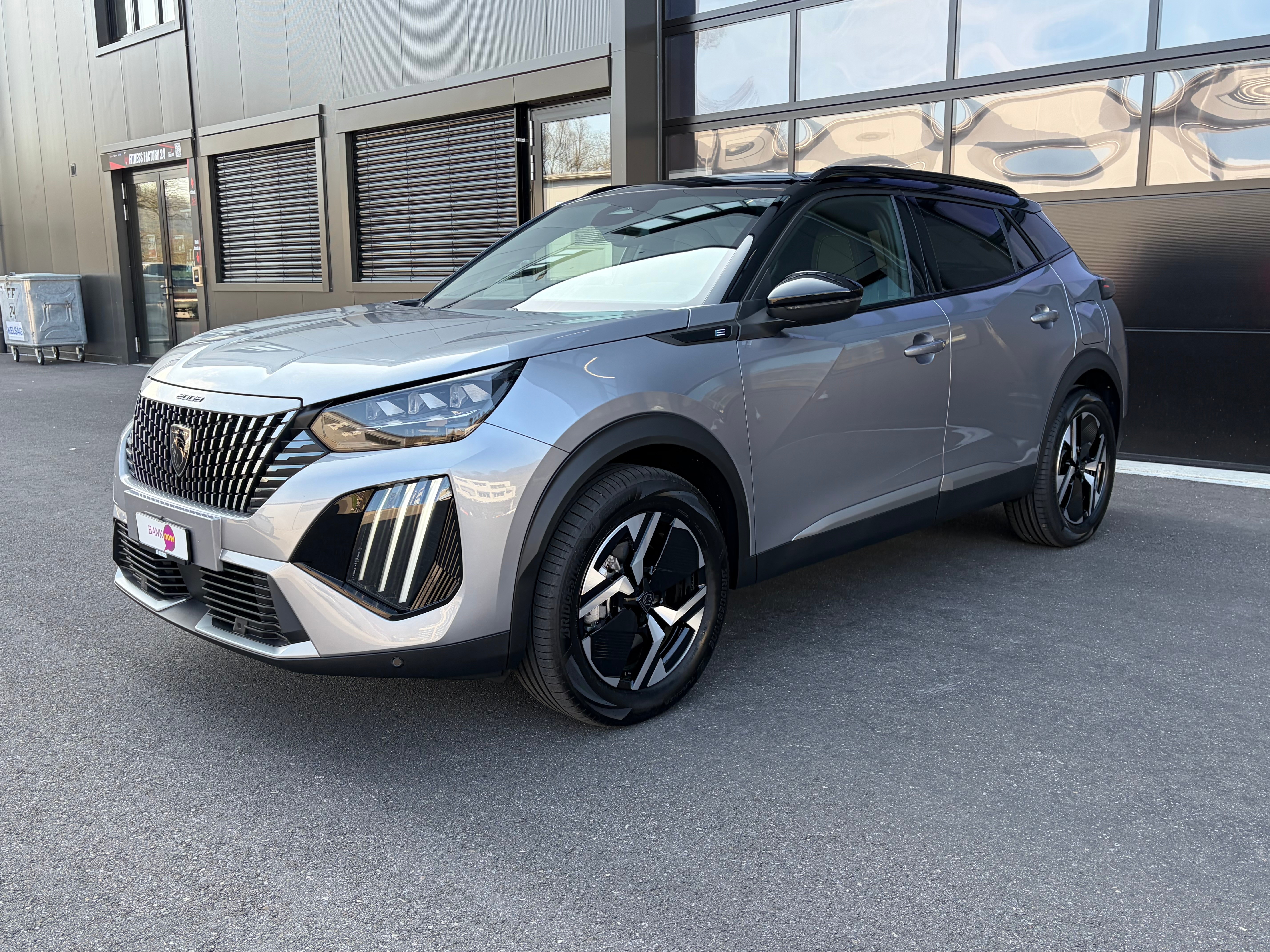 PEUGEOT 2008 156 (SUV / Geländewagen)