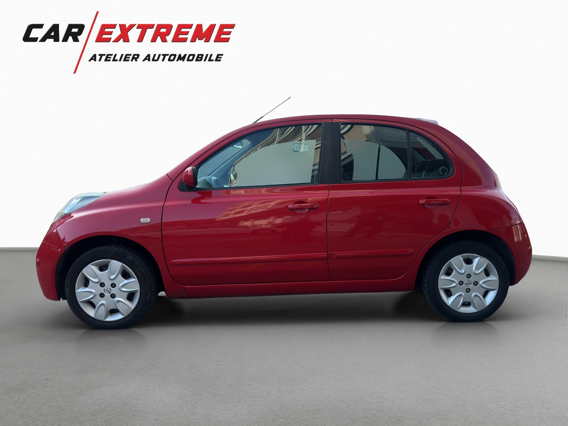 NISSAN Micra 1.4 tekna-showroom-element-3