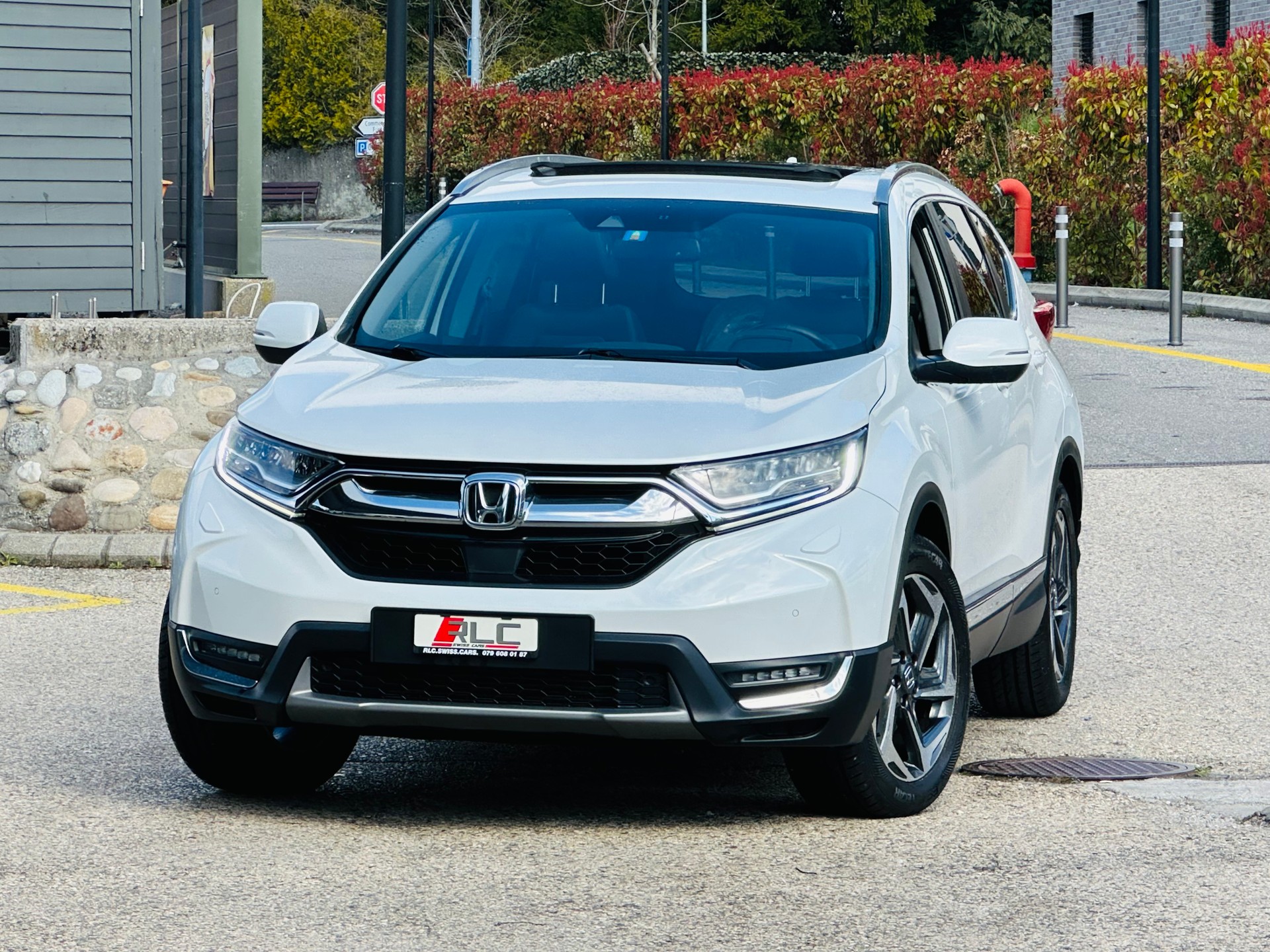HONDA CR-V 1.5 i-VTEC Executive 4WD-image-2