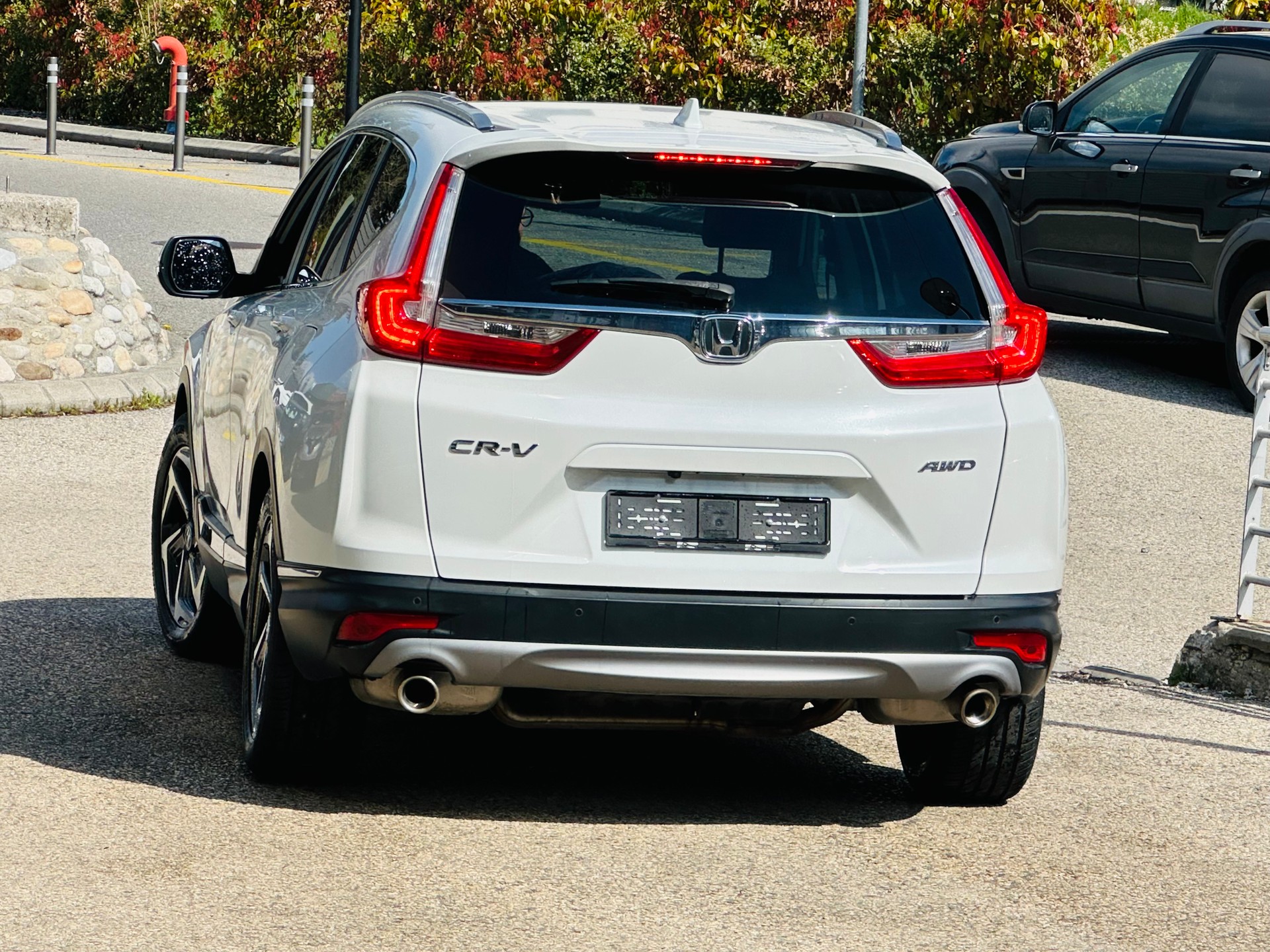 HONDA CR-V 1.5 i-VTEC Executive 4WD-image-7