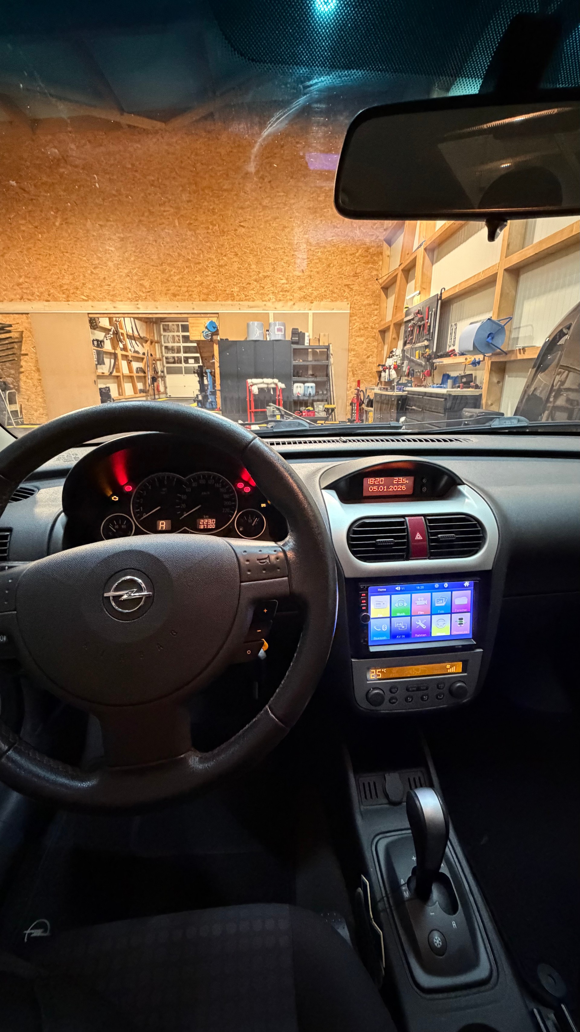 OPEL CORSA-image-1