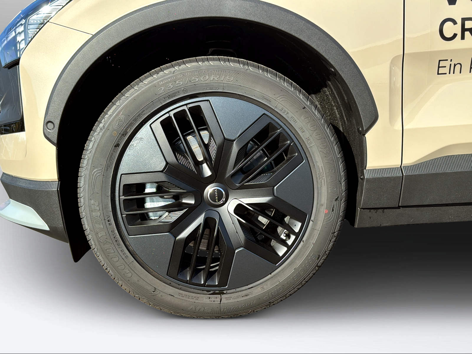 VOLVO EX 30 CC E60 Twin Performance AWD-image-8