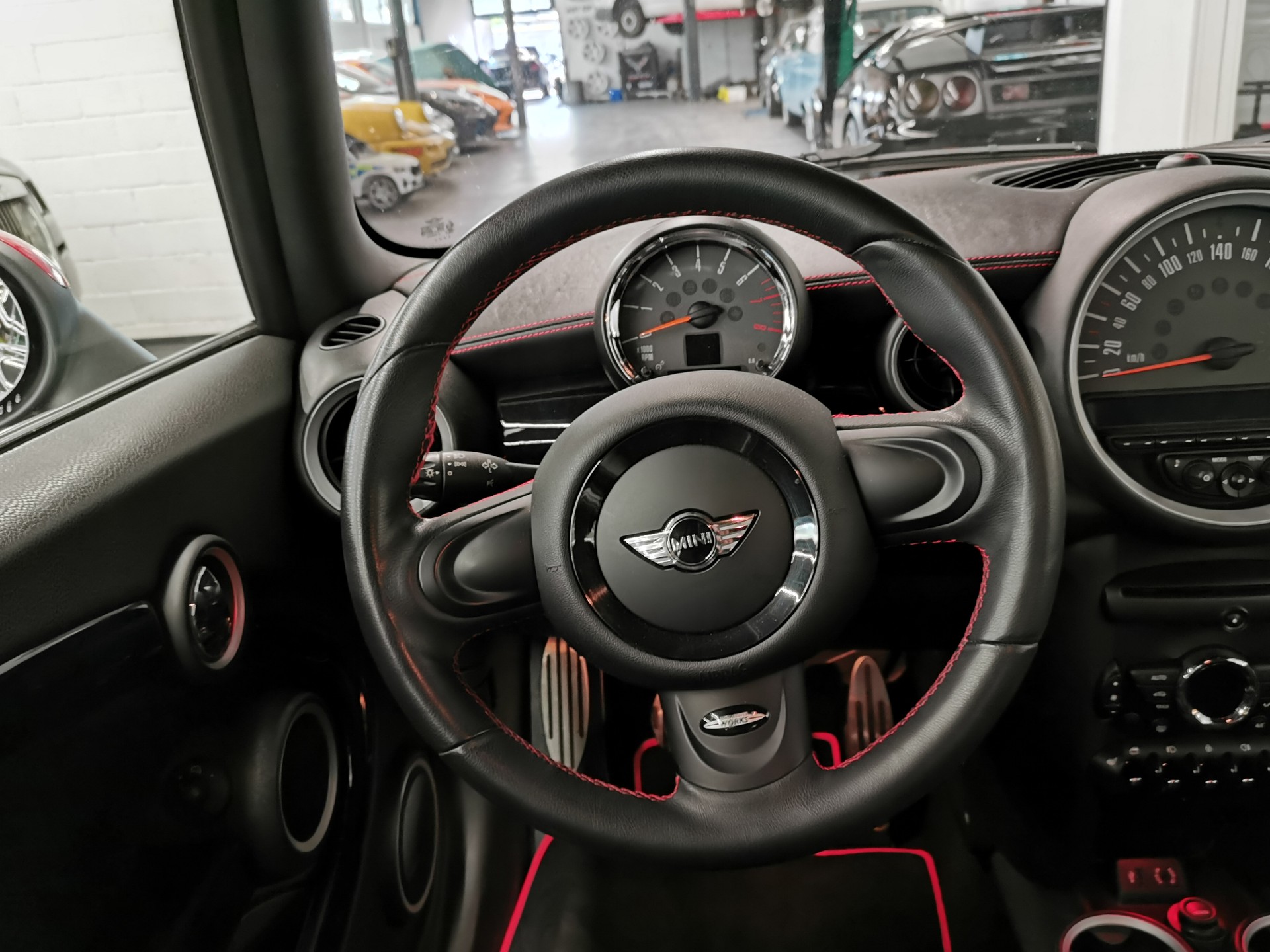 MINI Cooper John Cooper Works GP-image-11