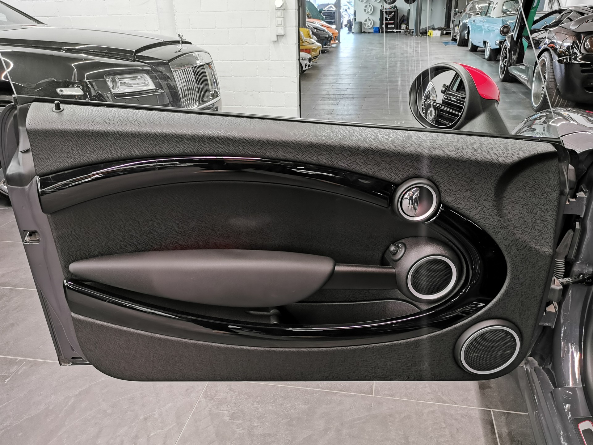 MINI Cooper John Cooper Works GP-image-9