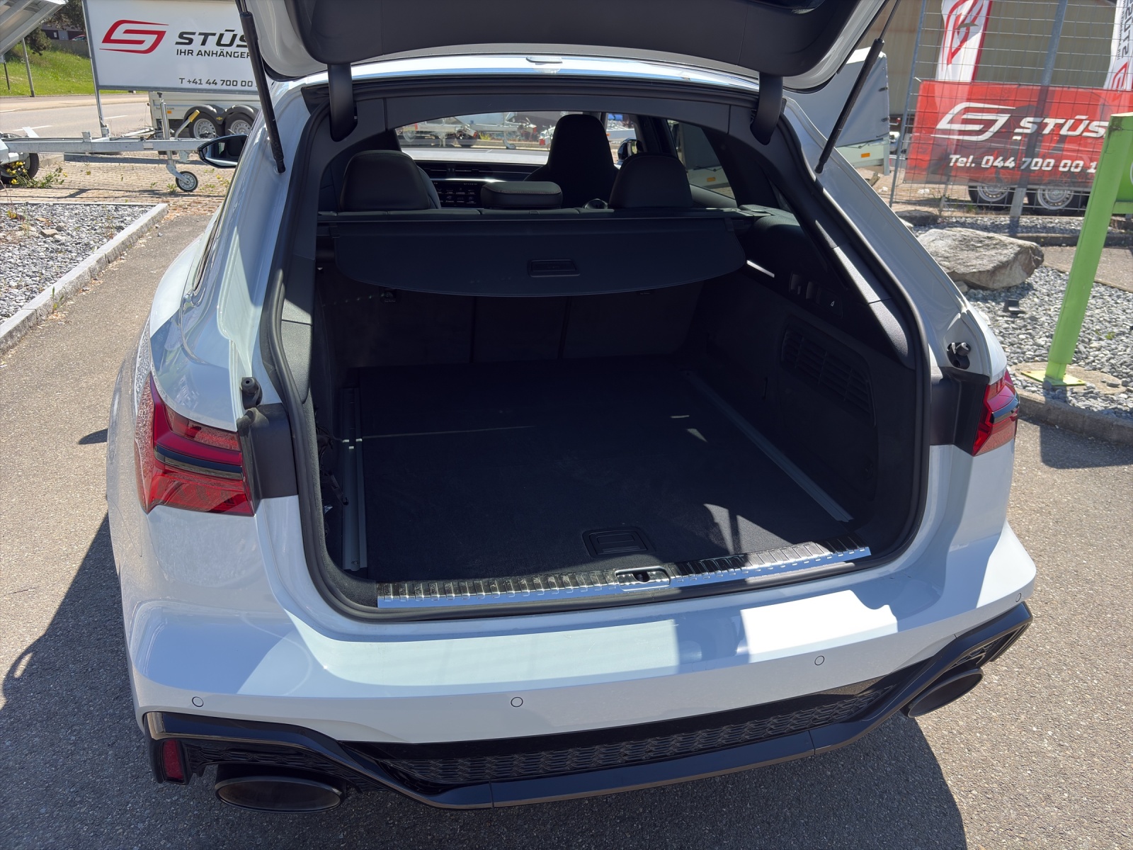 AUDI RS6 Avant 4.0 V8 TFSI quattro T-Tronic-image-17