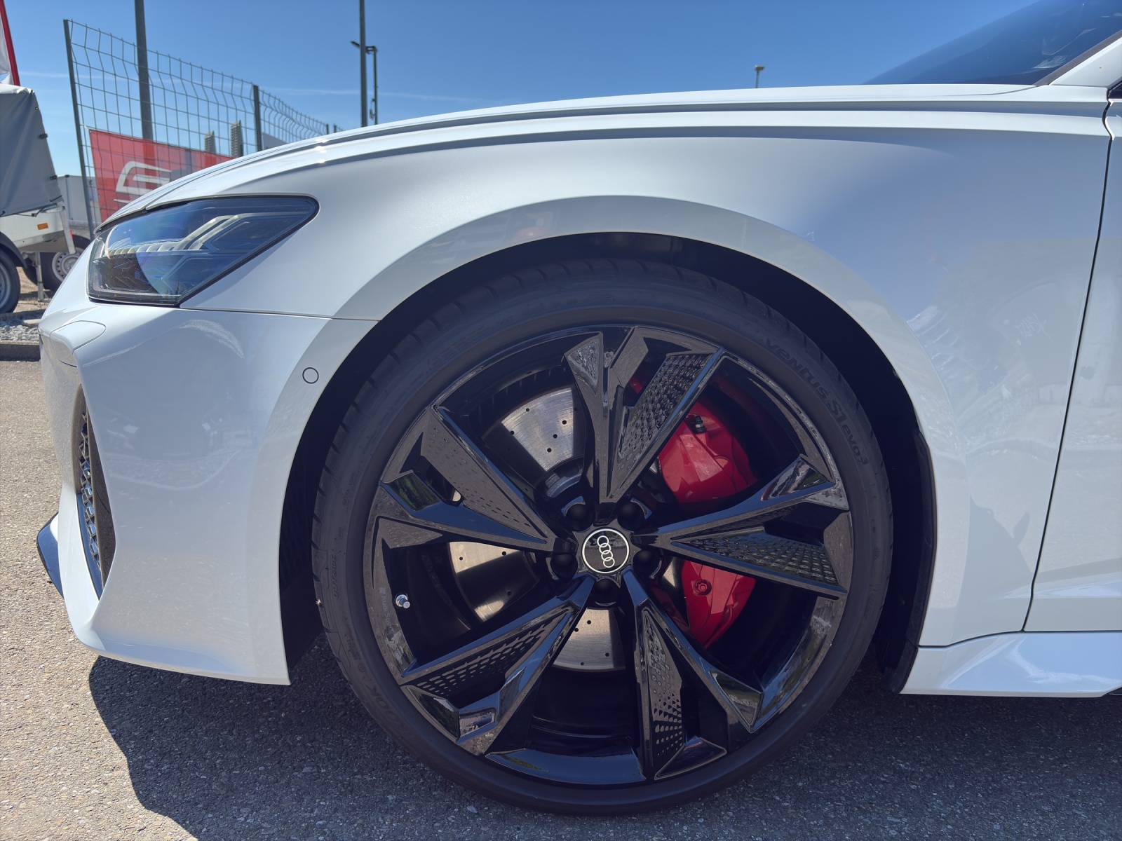 AUDI RS6 Avant 4.0 V8 TFSI quattro T-Tronic-image-13