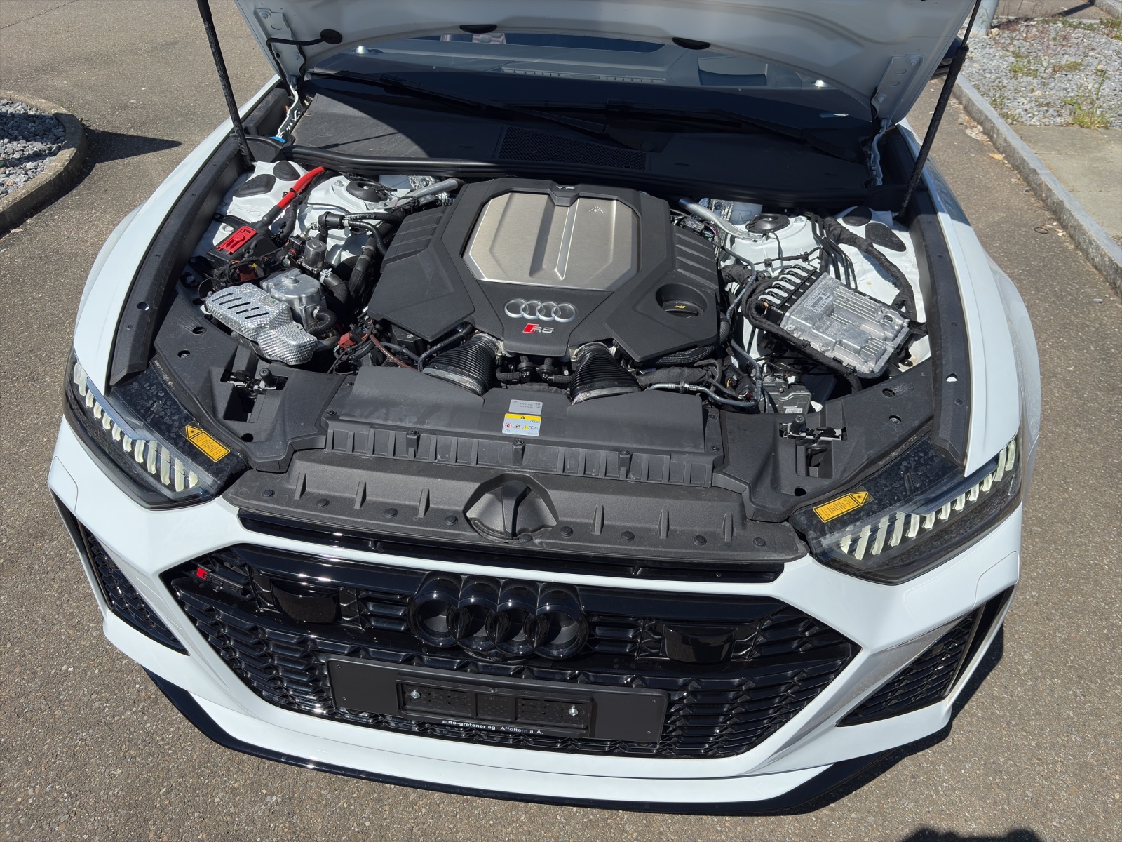 AUDI RS6 Avant 4.0 V8 TFSI quattro T-Tronic-image-18