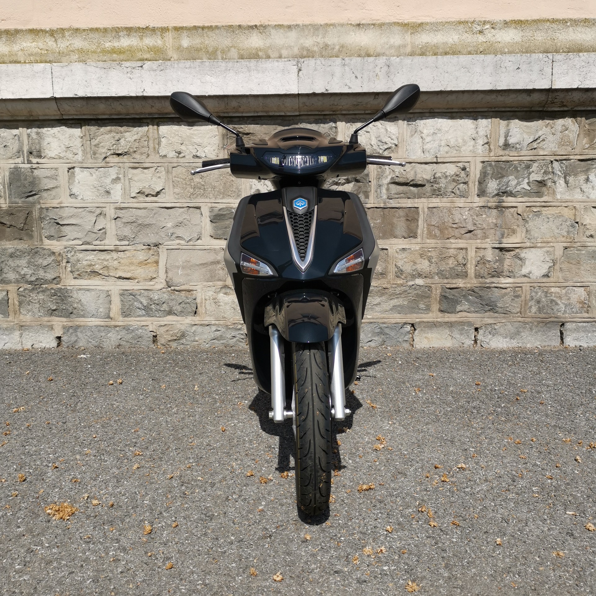 PIAGGIO Liberty 50 (45km/h)-showroom-element-1