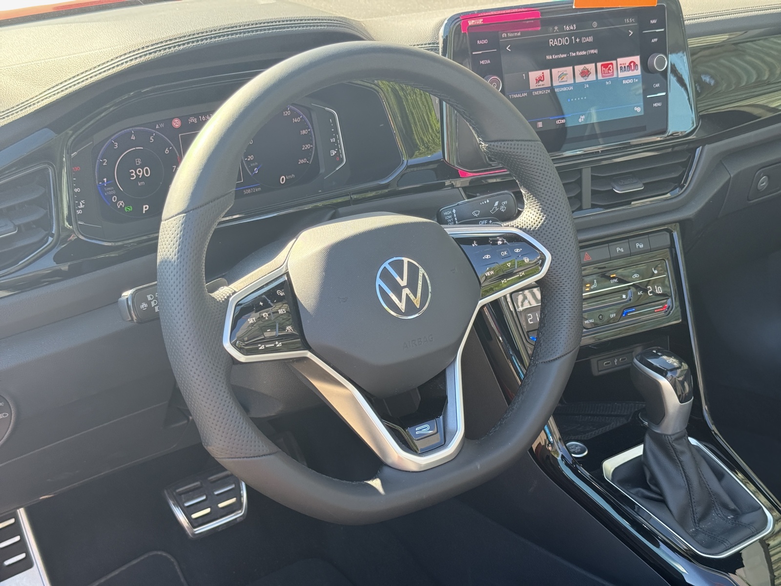 VW T-Roc Cabriolet 1.5 TSI EVO R-Line DSG-image-9