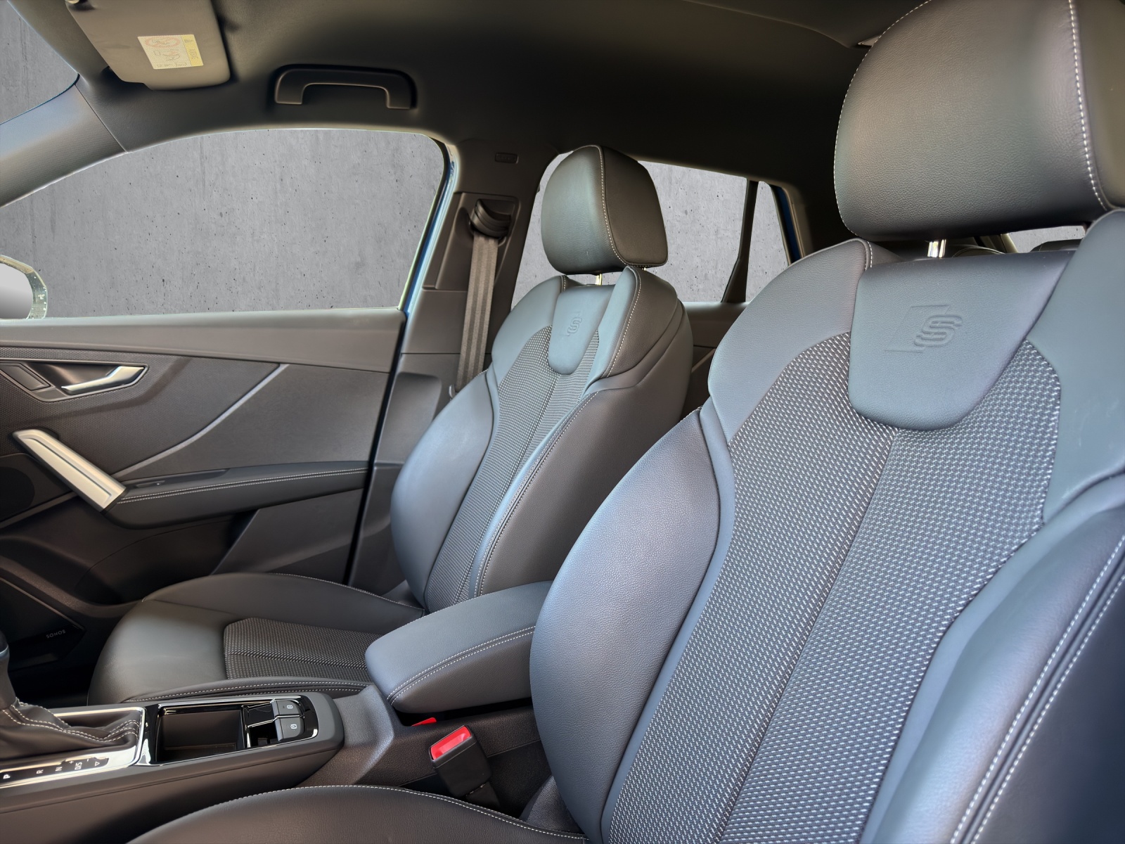 AUDI SQ2 TFSI quattro S-tronic-image-6