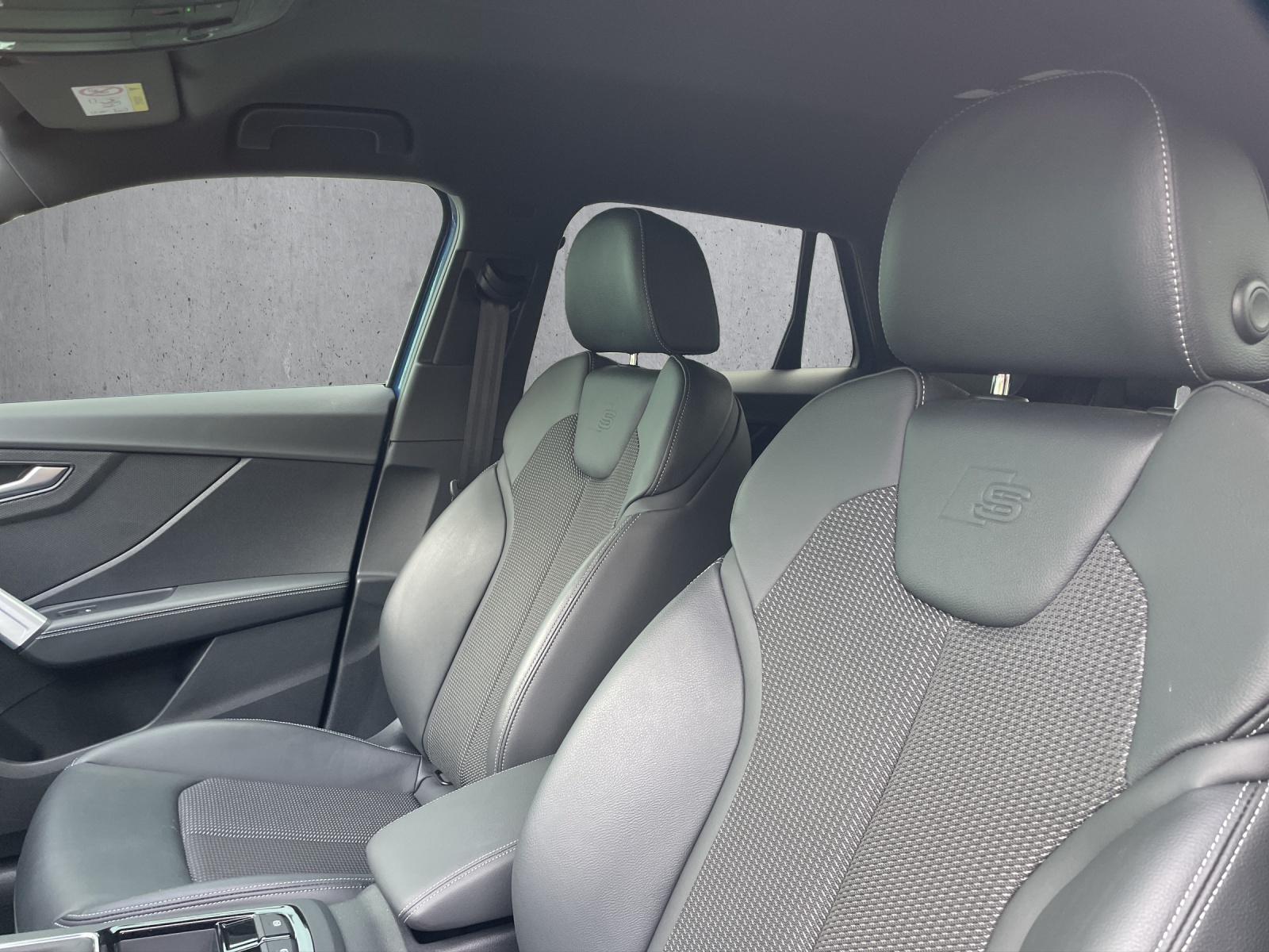 AUDI SQ2 TFSI quattro S-tronic-image-15