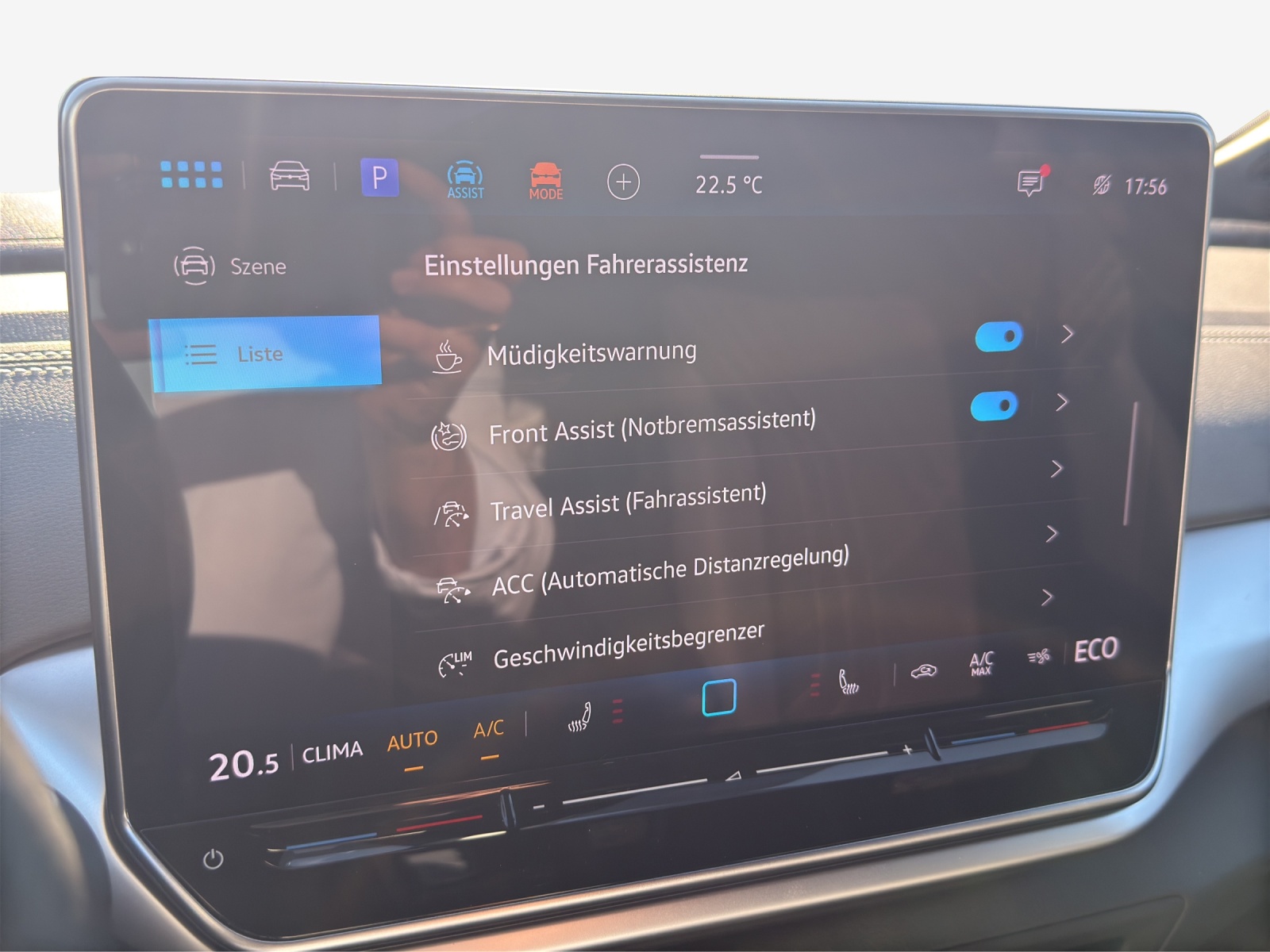 VW ID.4 Pro United 77 kWh 4 Motion-image-16