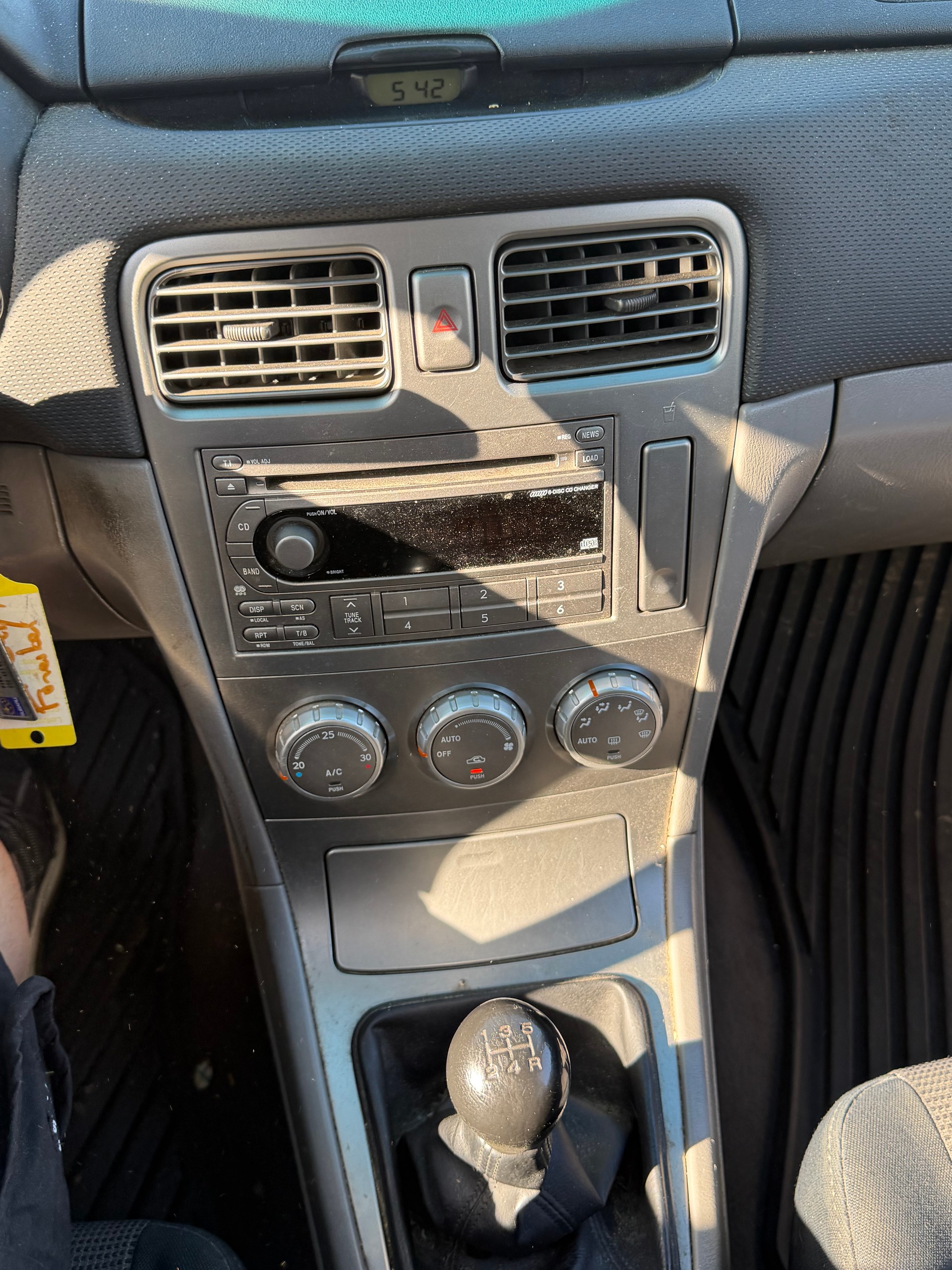 SUBARU Forester 2.0X (Swiss)-image-9