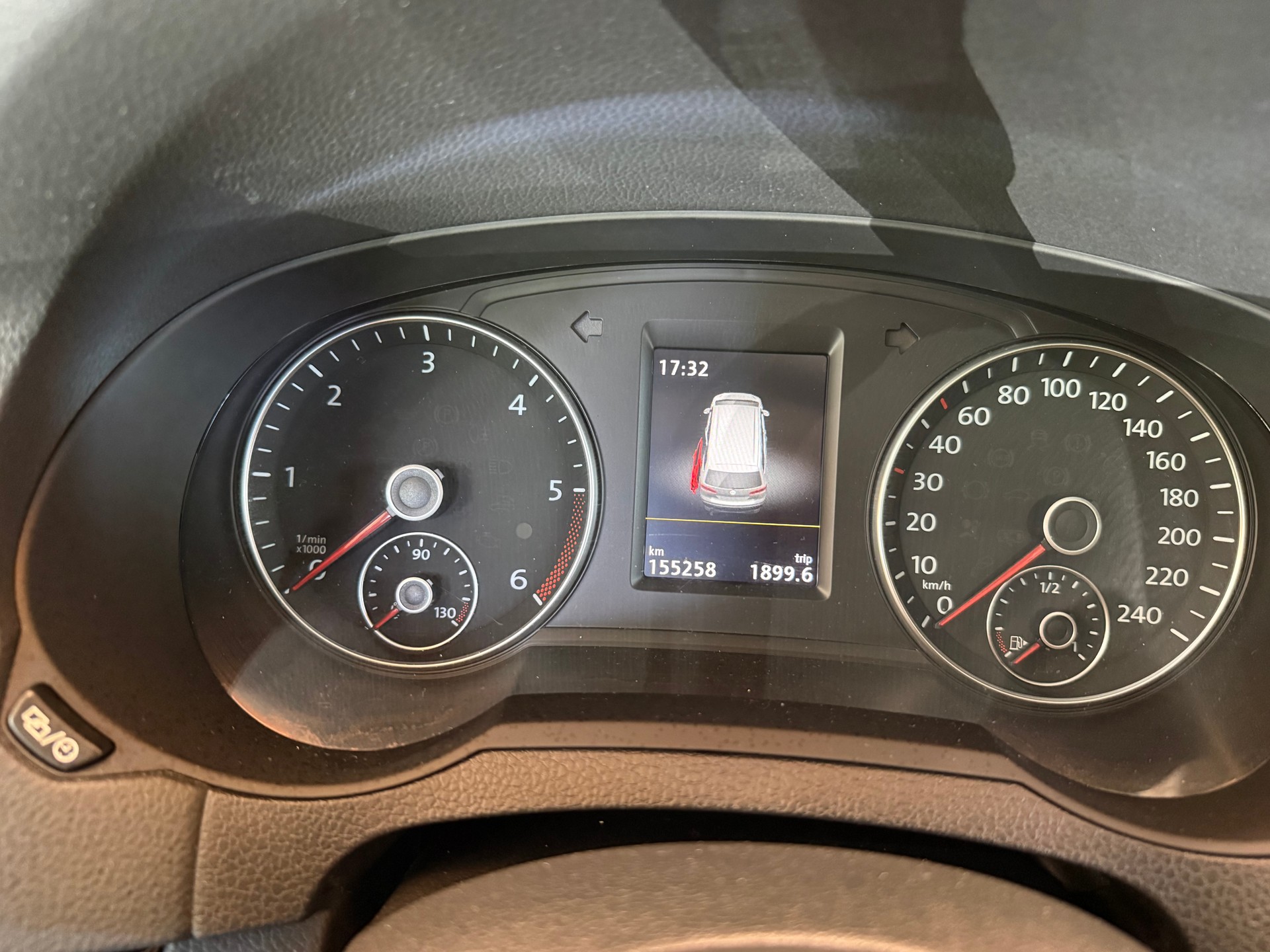 VW Sharan 2.0 TDI BMT Highline DSG-image-10