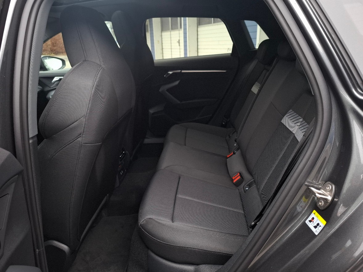 AUDI A3 Sportback 1.5 45 TFSI Plug-in-Hybrid S Line S-Tronic-image-9