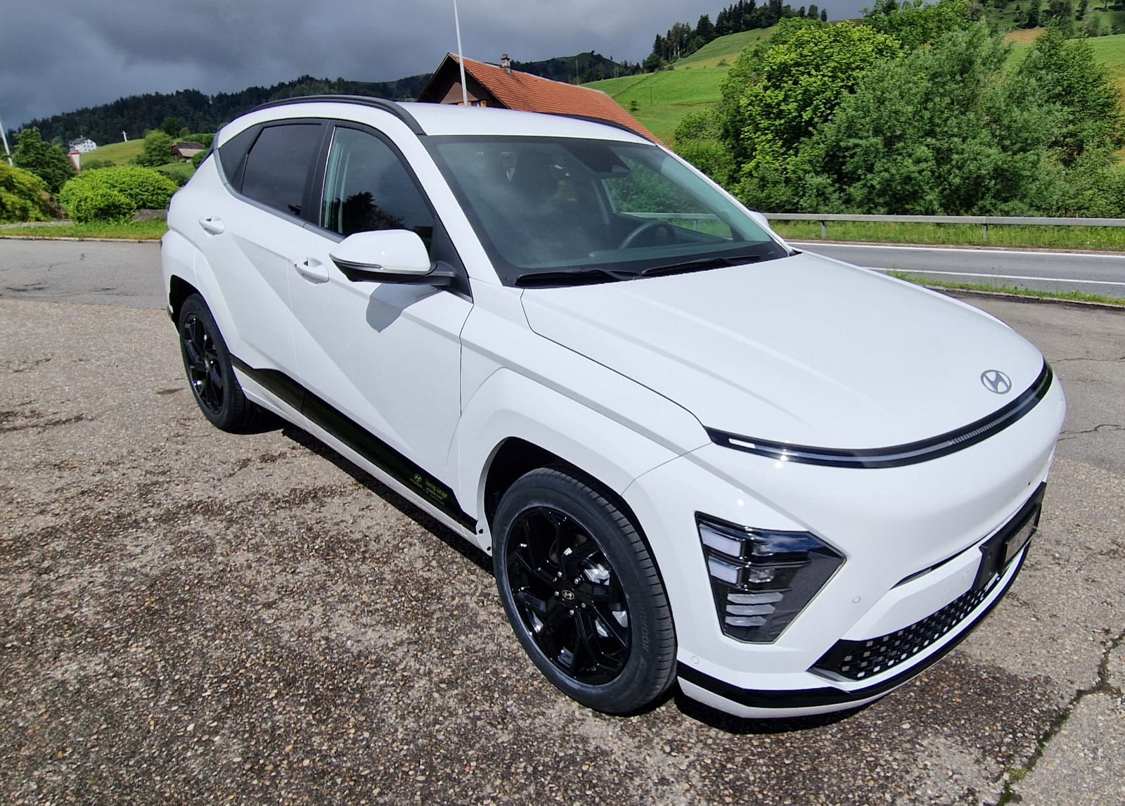 HYUNDAI Kona EV 65.4 kWh Origo (SUV / Geländewagen) Hyundai HYUNDAI Kona EV 65.4 kWh Origo (SUV / Geländewagen)