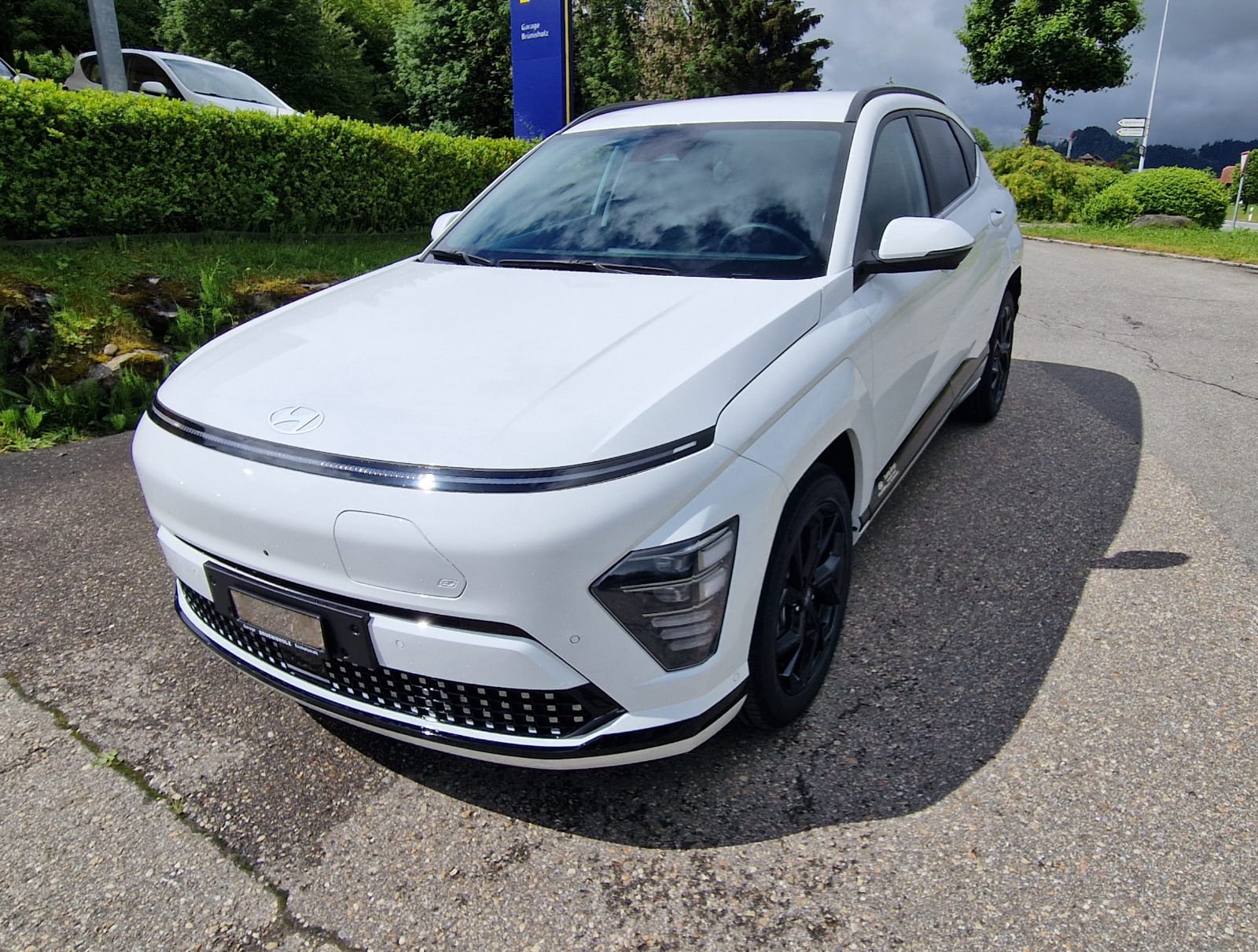 HYUNDAI Kona EV 65.4 kWh Origo-image-0