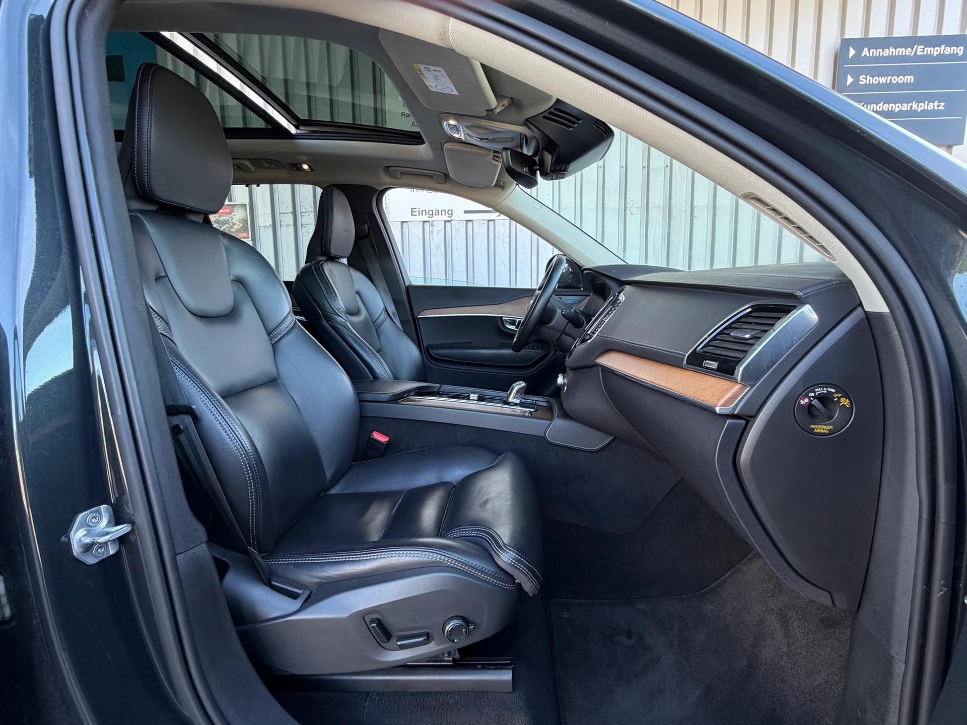 VOLVO XC90 T8 AWD Inscription Geartronic-image-7