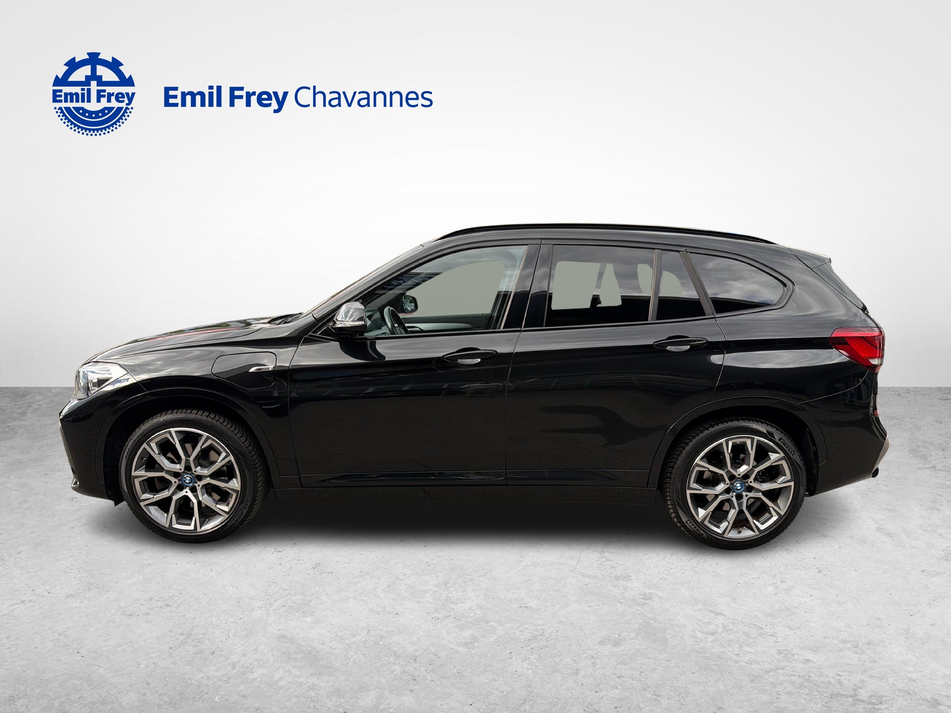 BMW X1 25e xDrive M-Sport-image-5