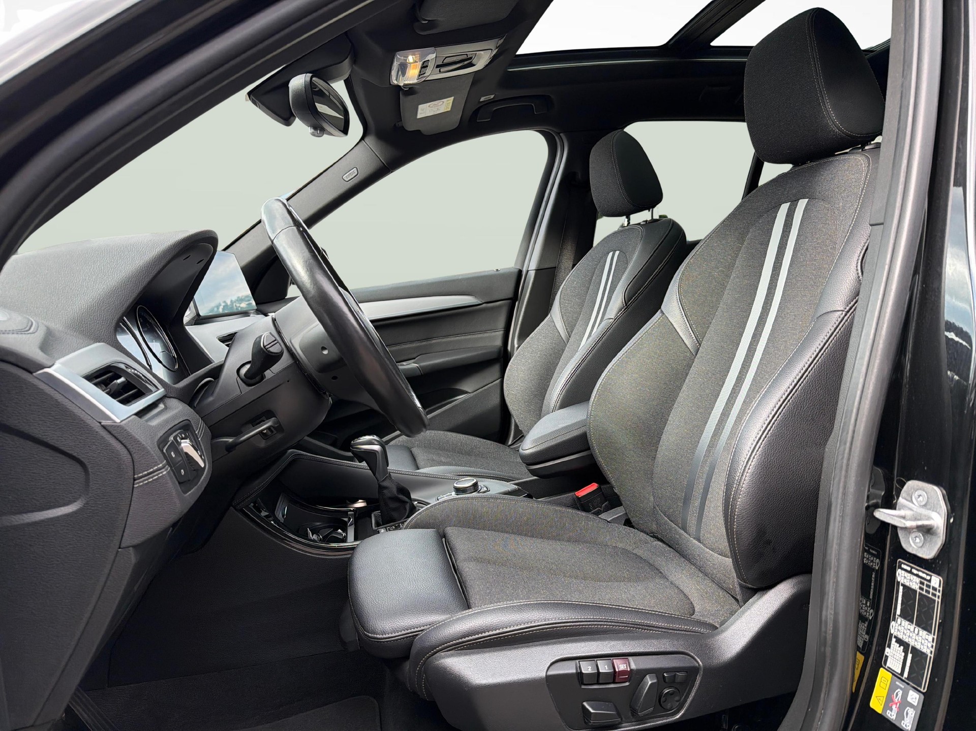 BMW X1 25e xDrive M-Sport-image-10