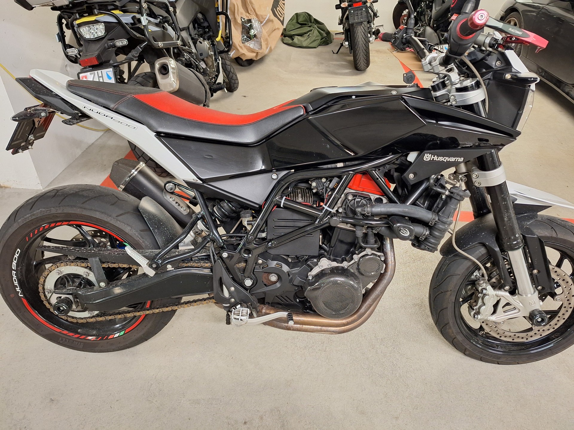 HUSQVARNA Nuda 900 ABS-image-2