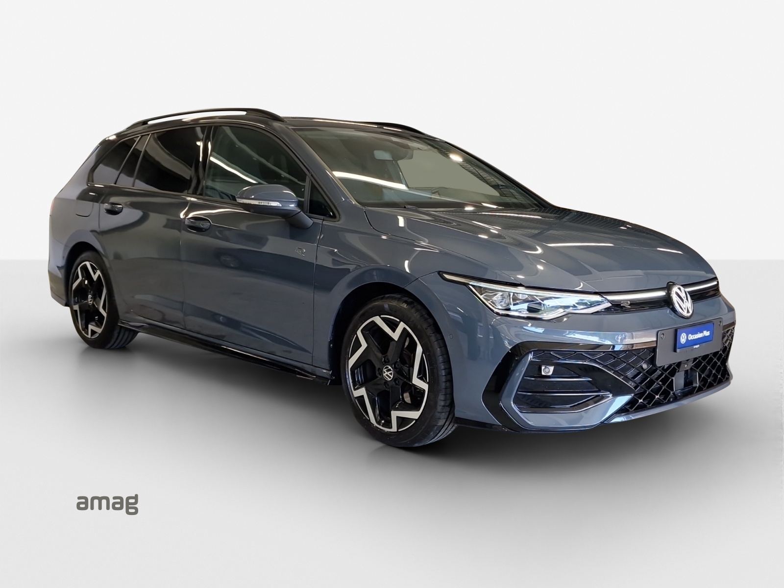 VW Golf Variant 2.0 TSI R-Line DSG 4 Motion-image-5