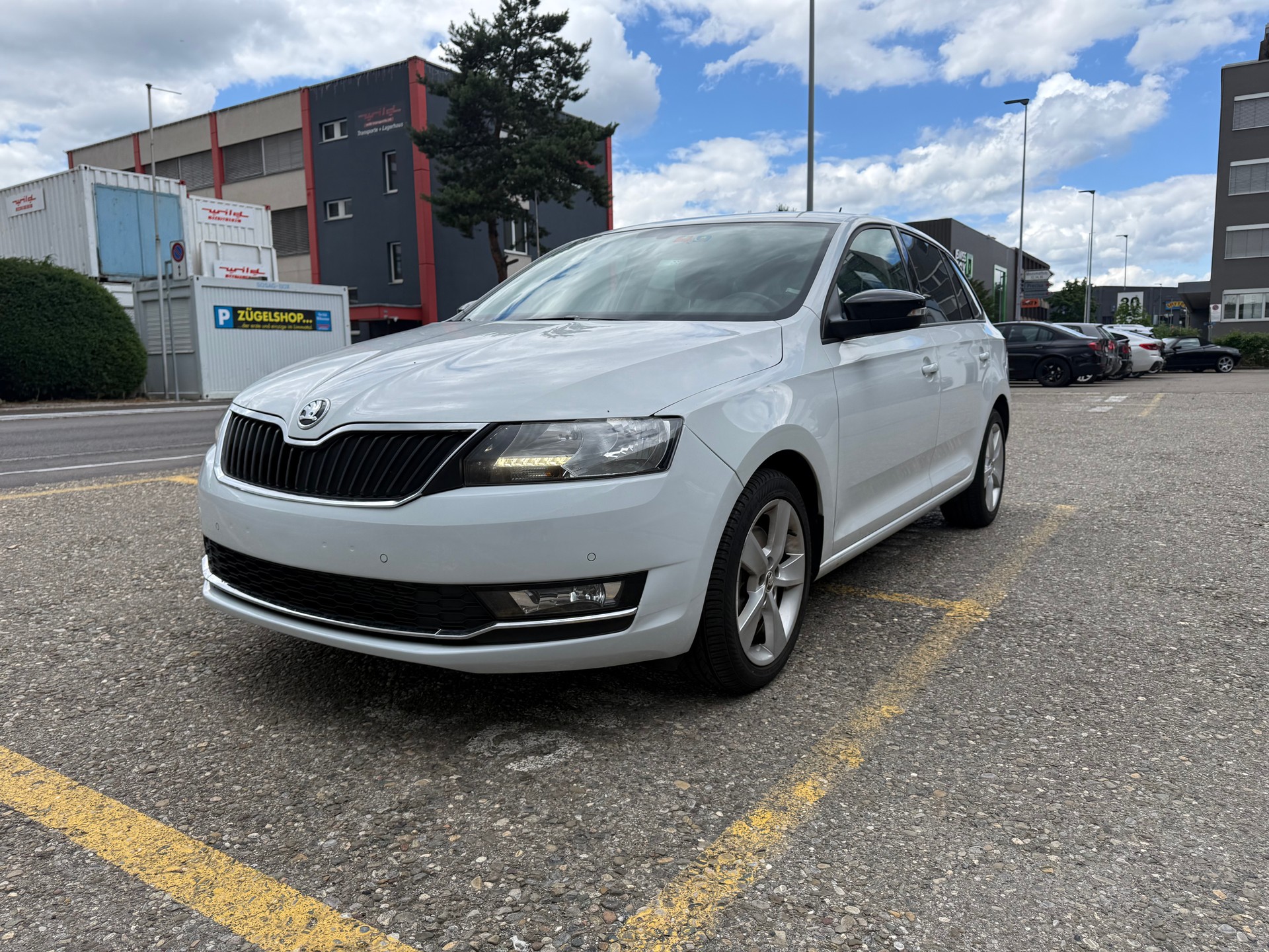 SKODA 1.4 TSI Ambition DSG-image-0
