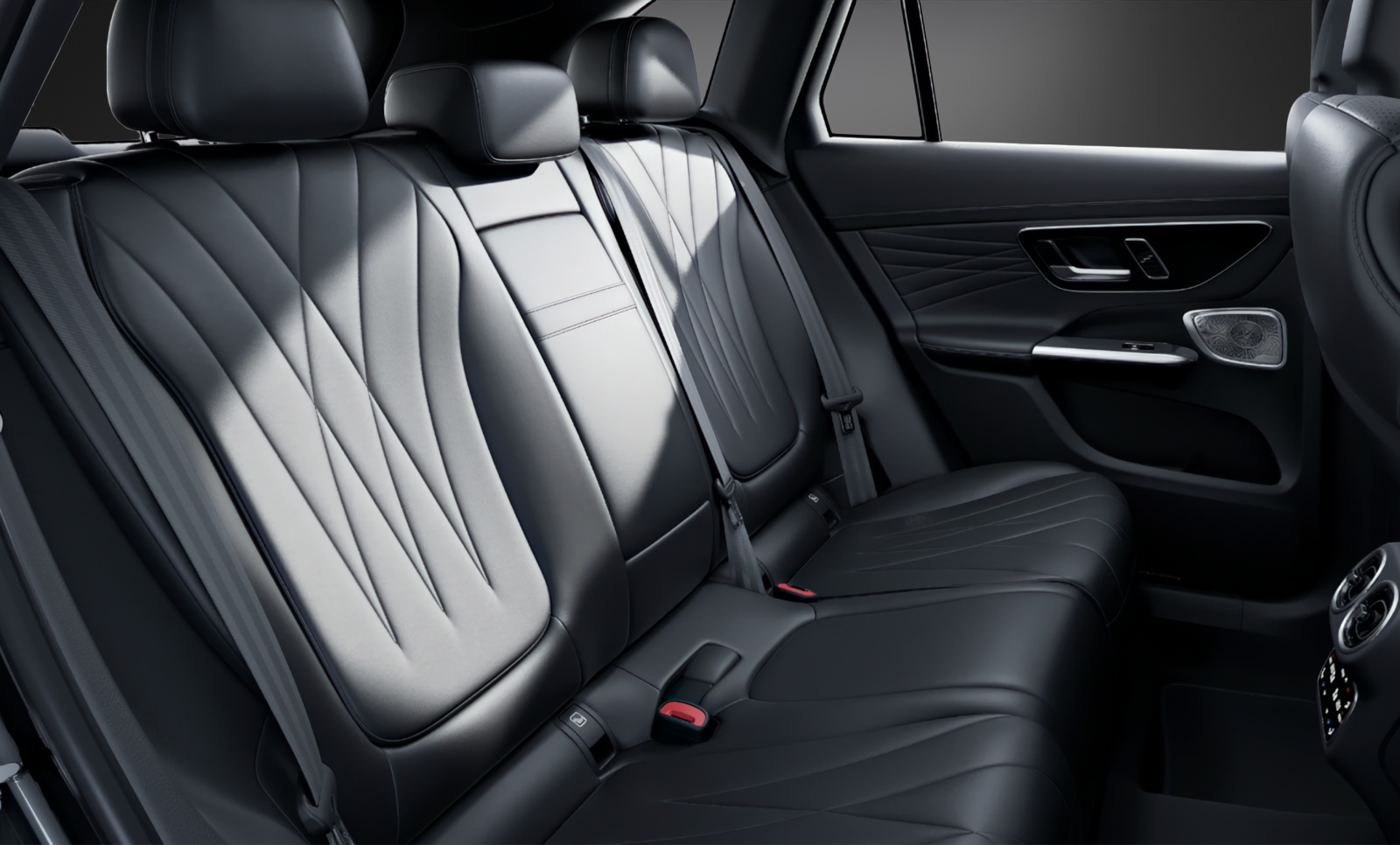MERCEDES-BENZ GLC 400 e 4Matic EQ Star 9G-Tronic-image-9