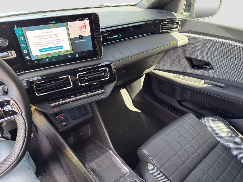 RENAULT R4 E-Tech Comfort Range plein sud iconic-image-9