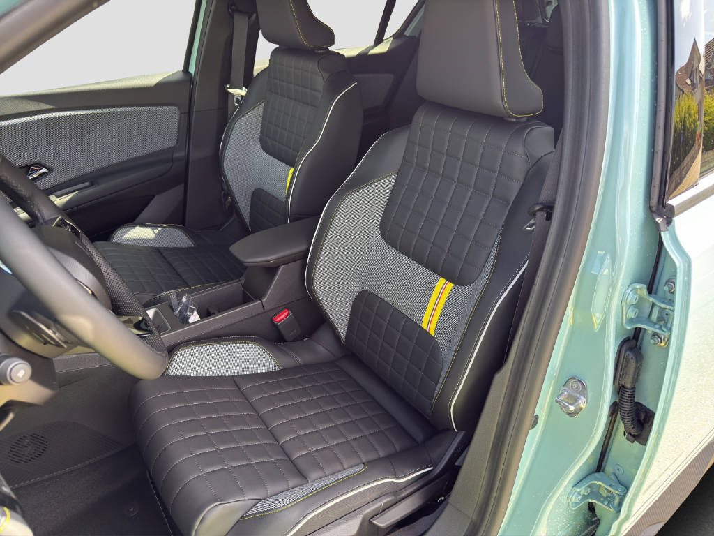 RENAULT R4 E-Tech Comfort Range plein sud iconic-image-7