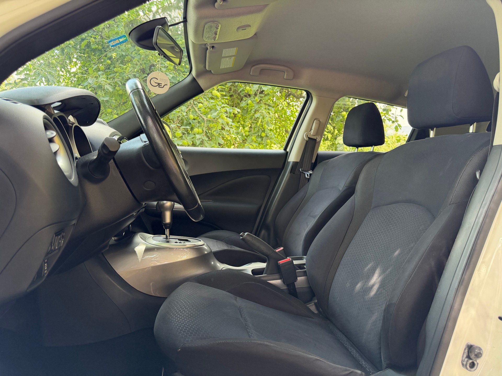 NISSAN Juke 1.6 DIG-T tekna 4x4 Xtronic M-CVT-image-13
