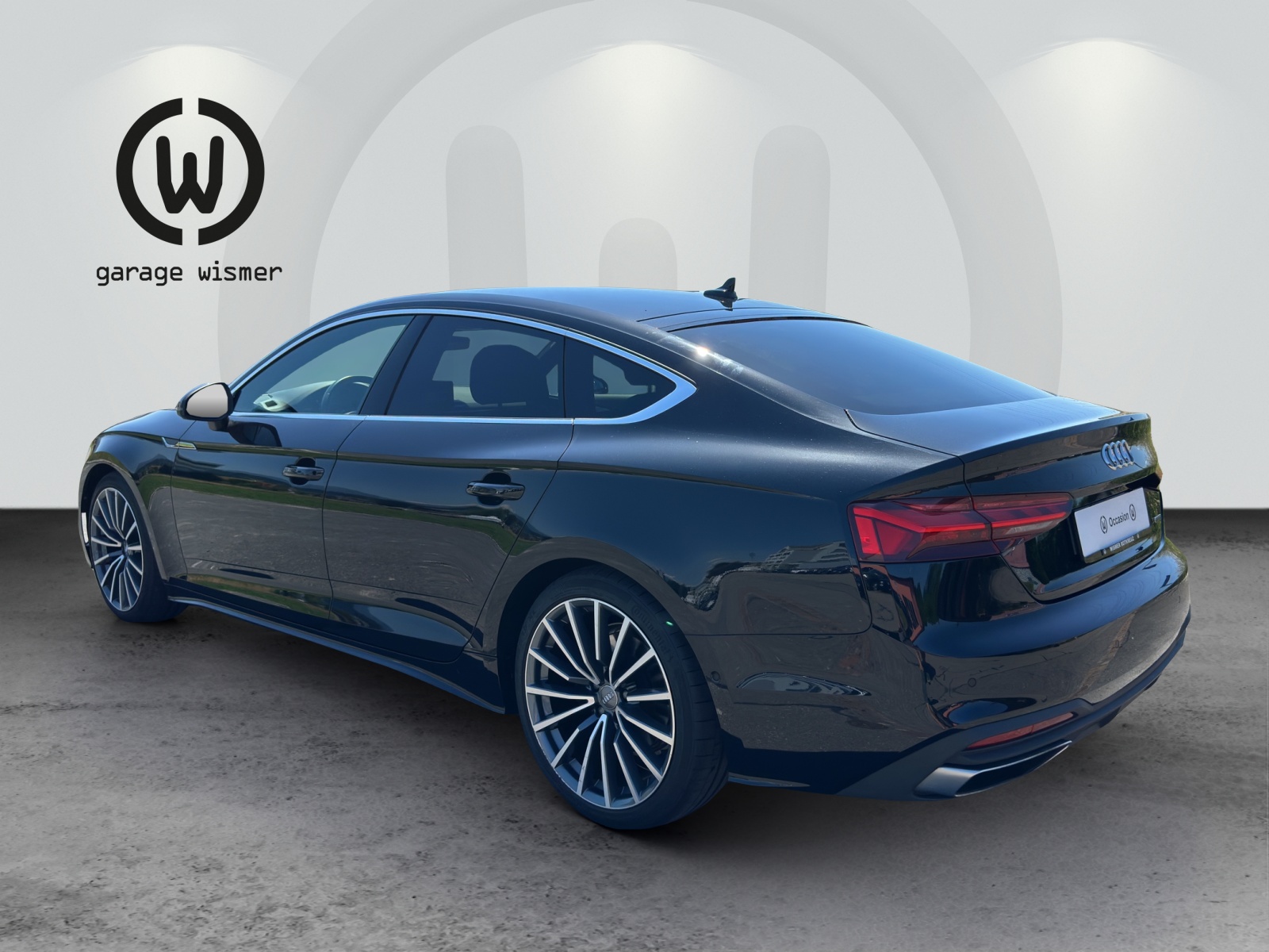 AUDI A5 Sportback 40 TDI Attraction quattro S-tronic-image-2