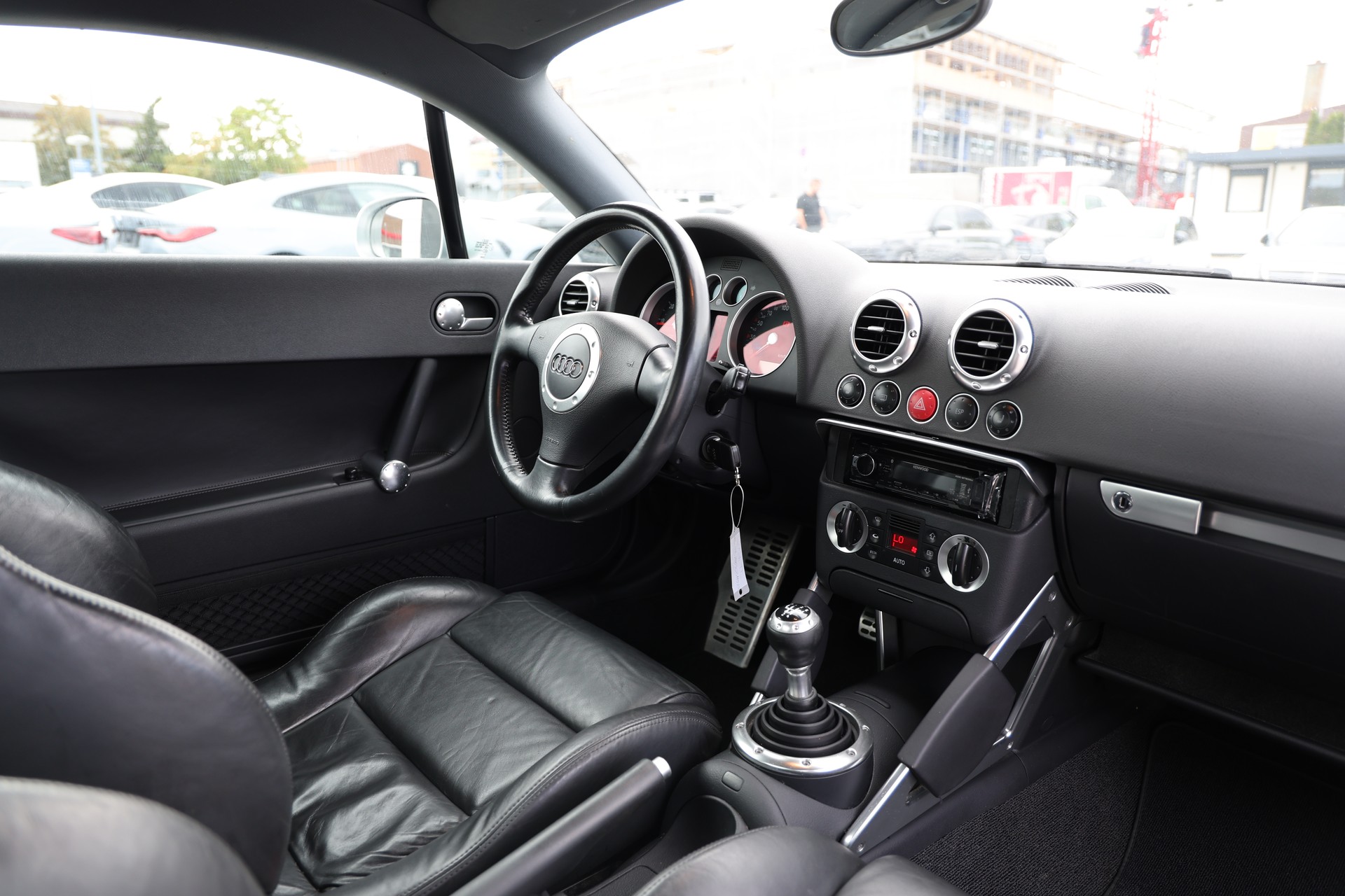 AUDI TT Coupé 1.8 T **frisch ab MFK**-image-10