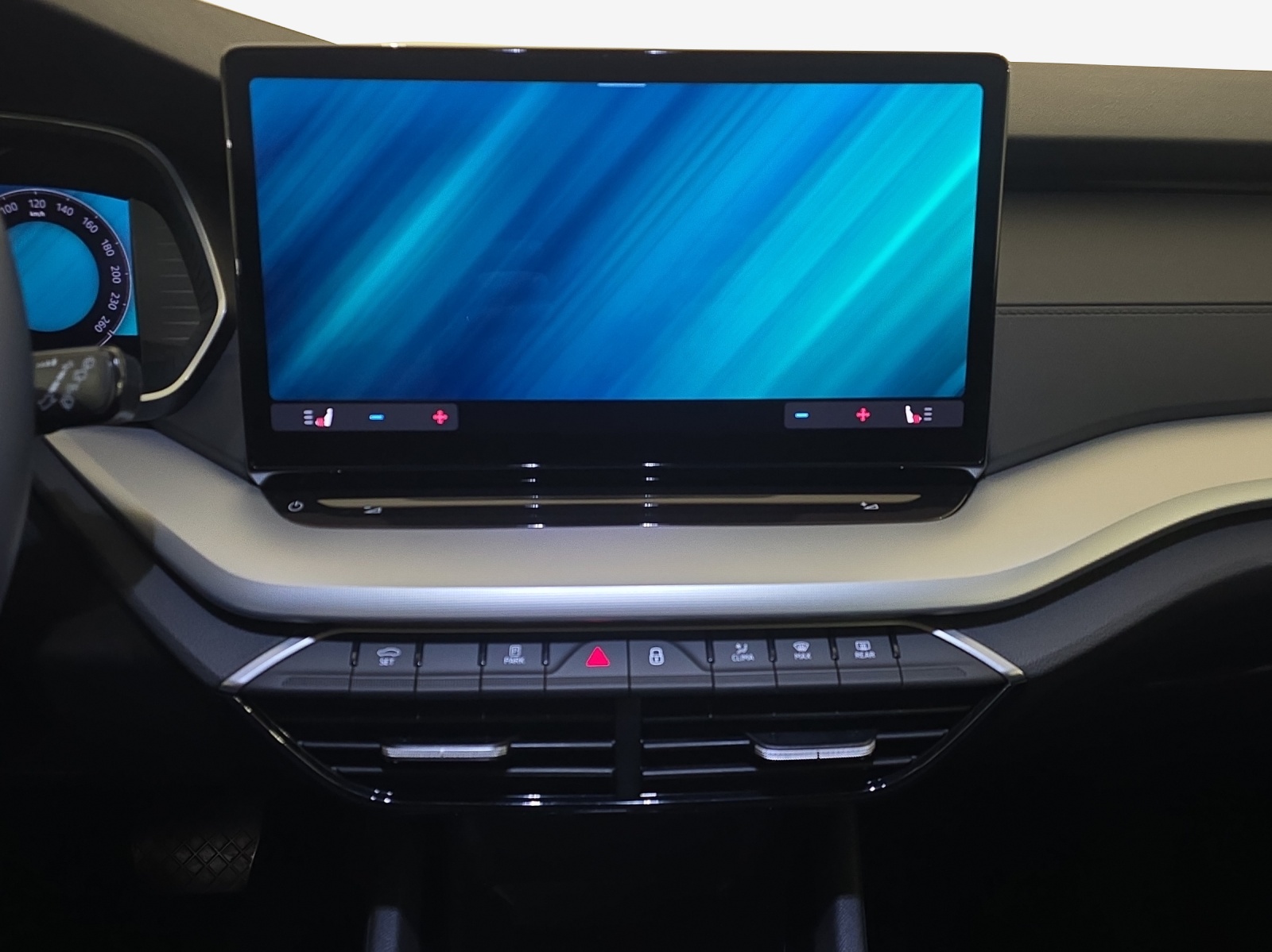 SKODA Octavia Combi 1.5 TSI mHEV DSG Dynamic-image-10