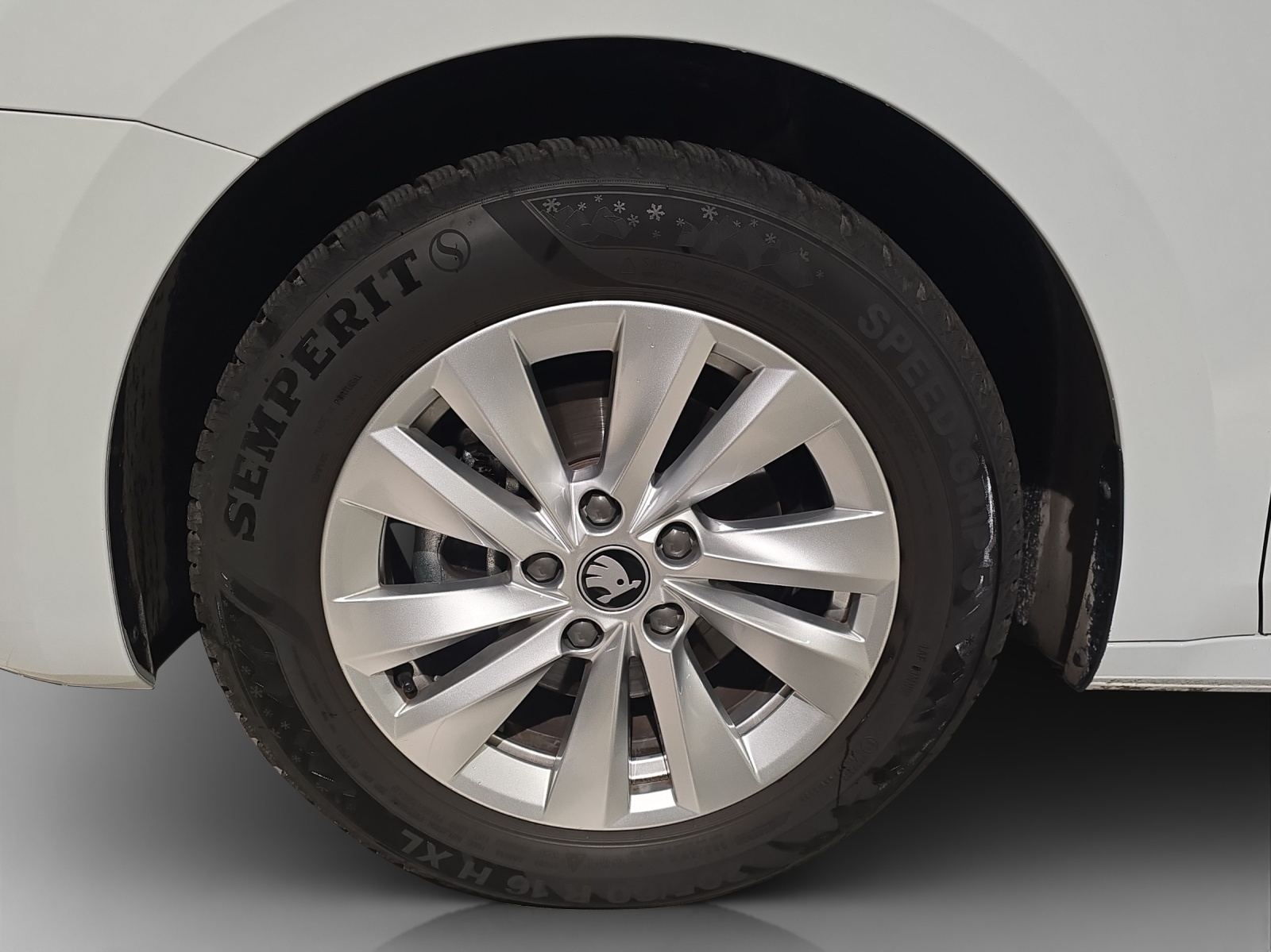SKODA Octavia Combi 1.5 TSI mHEV DSG Dynamic-image-15