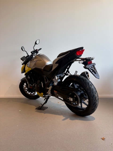 HONDA CB 750 Hornet E-clutch-image-4