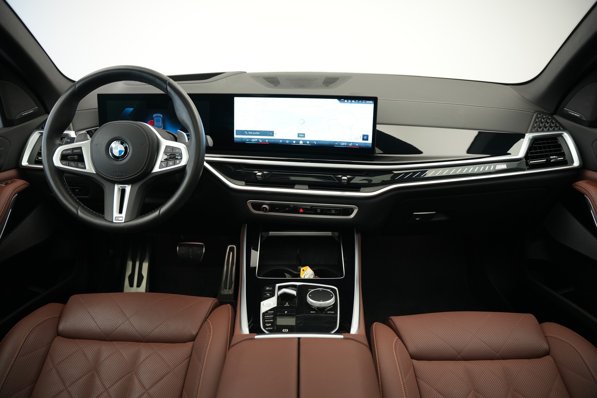 BMW X5 xDrive 48V M60i M Sport Pro Steptronic *Frozen Grey Matt*-image-9