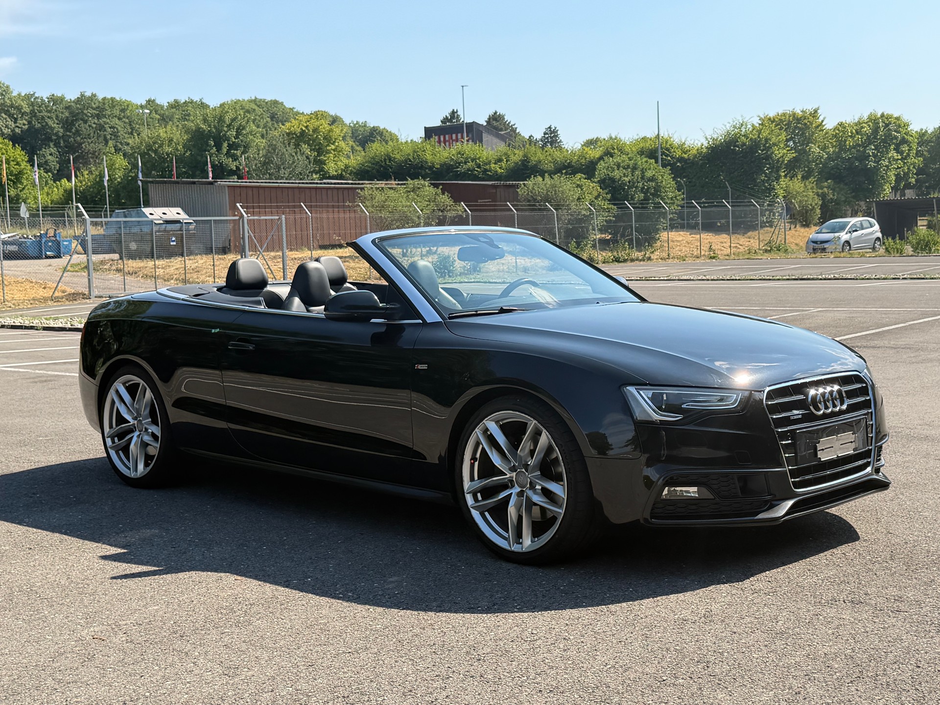 AUDI 3.0 V6 TFSI quattro S-Tronic-image-2